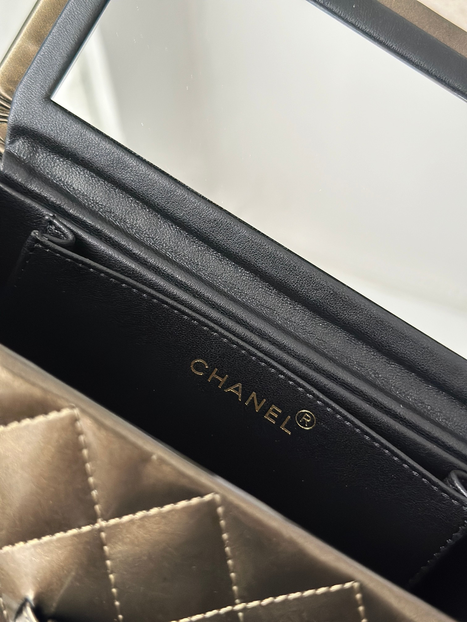 Chanel Vintage Cosmetic Bag 22x10x8.5cm