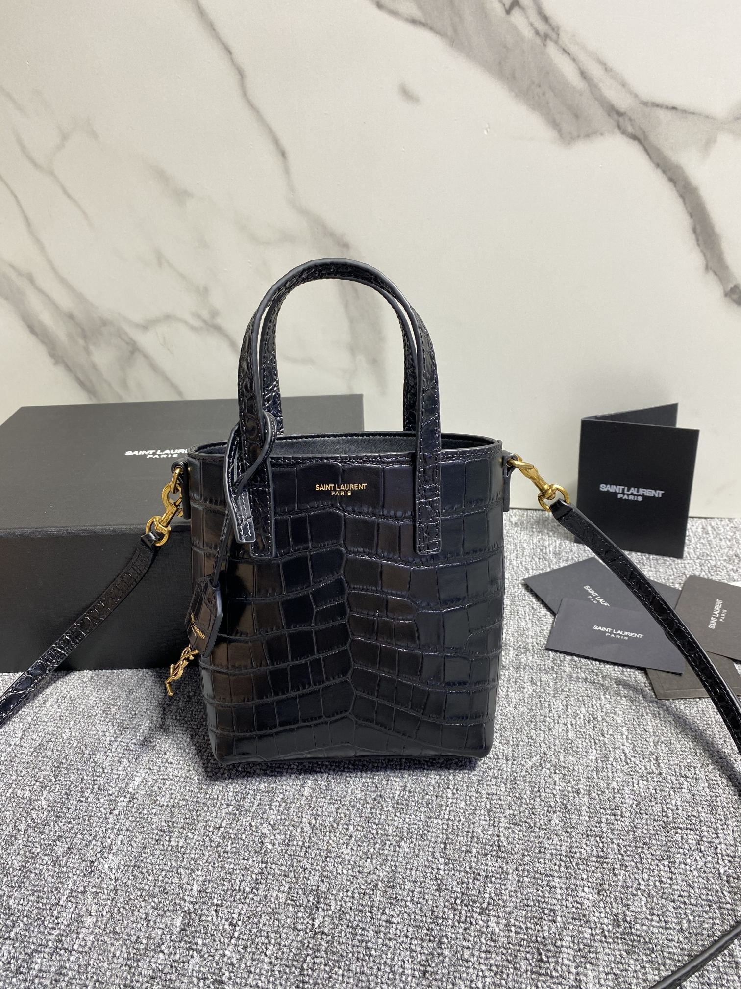 YSL Mini Toy Shopping Saint Laurent IN CROCODILE-EMBOSSED LEATHER 18x17x8cm