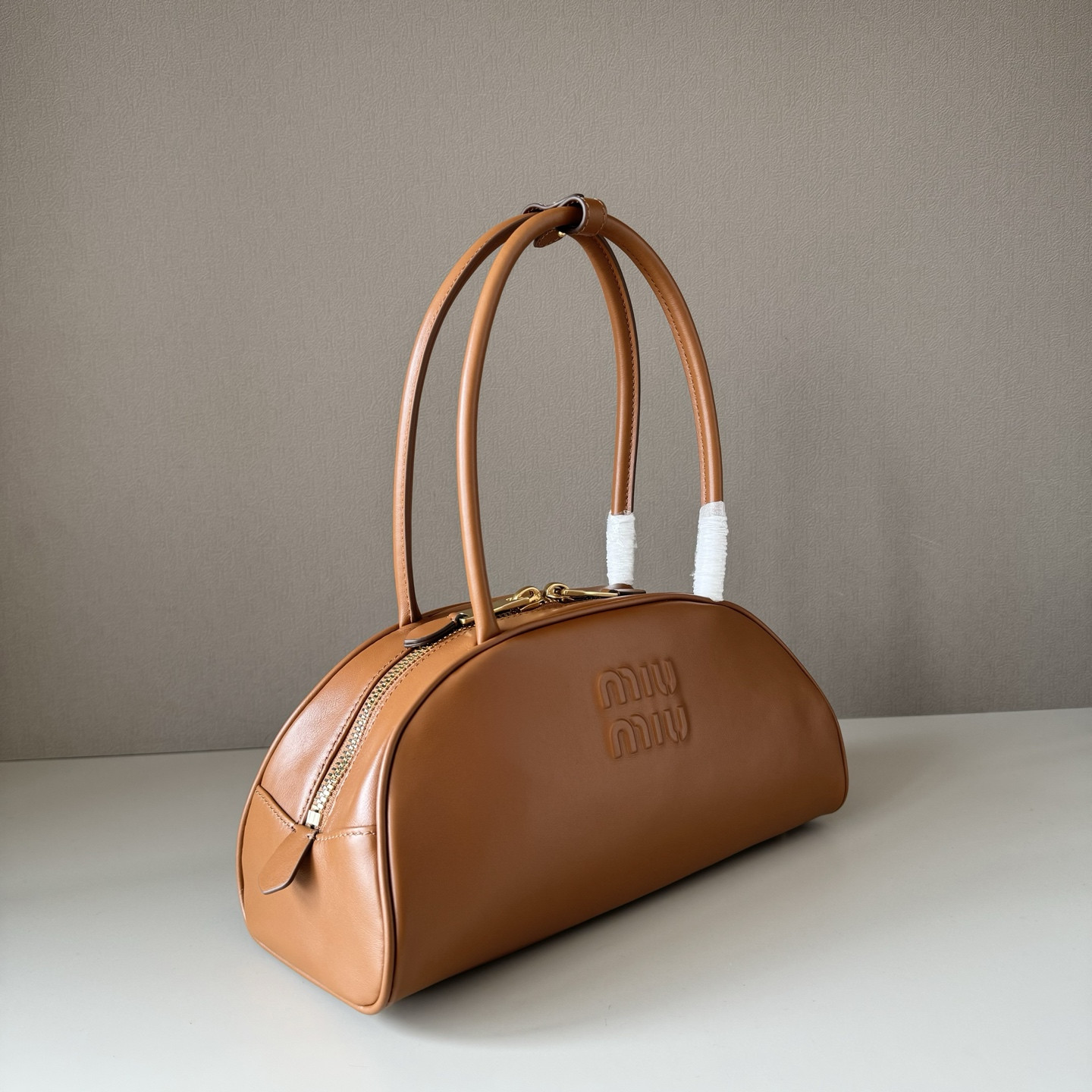 Miu Miu Medium Beau Leather Bag 13x30x13.5cm