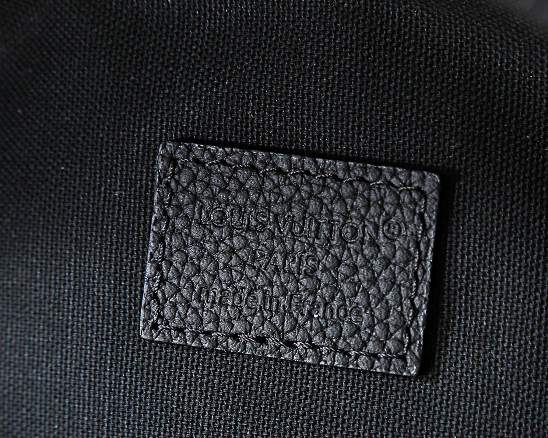 LV RUSH Waist Bag M26763 15x8x30cm