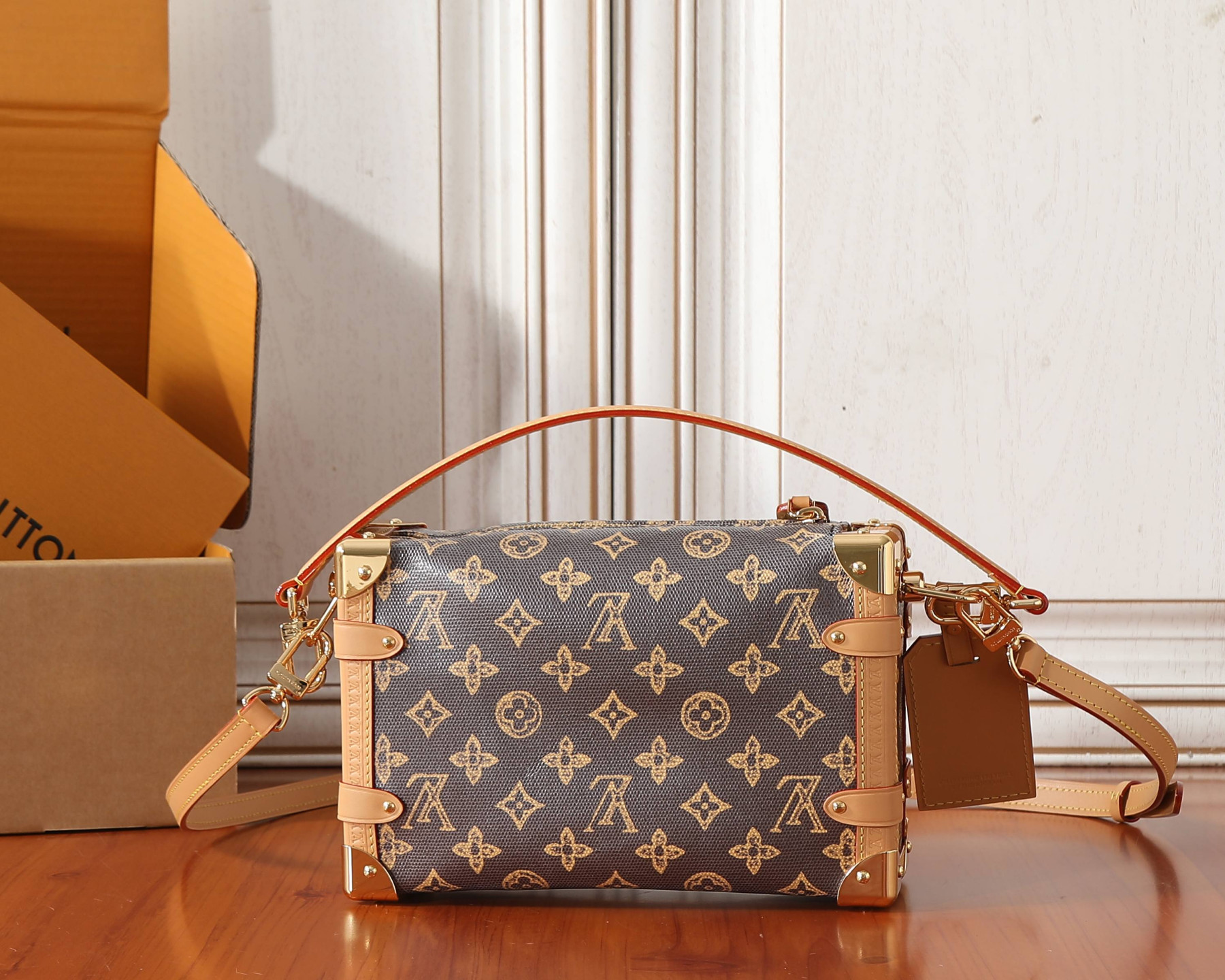 LV SIDE TRUNK Medium Handbag M27516 16x8.5x23.5cm