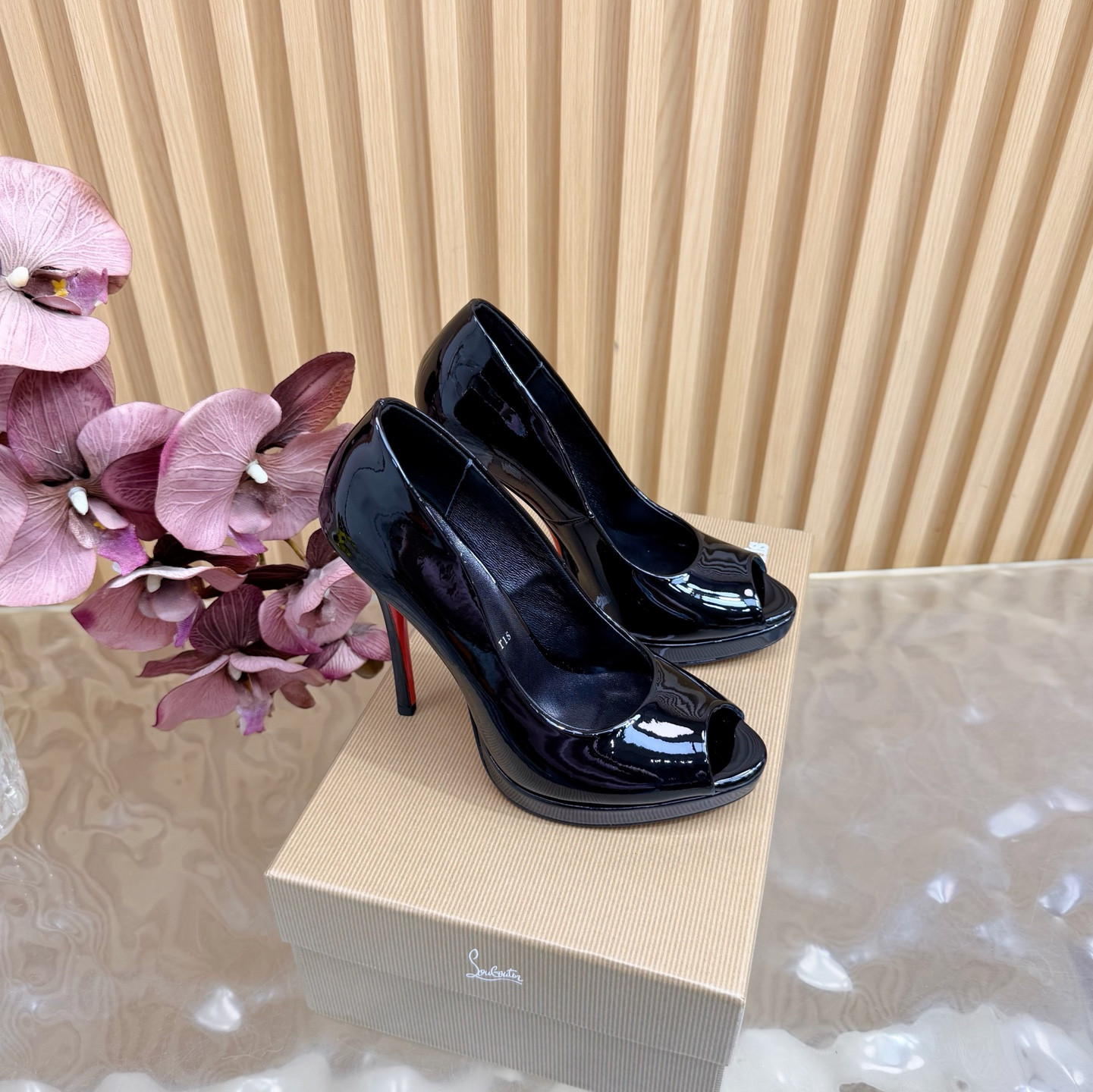 UA Christian Louboutin Pumps 12cm Heel