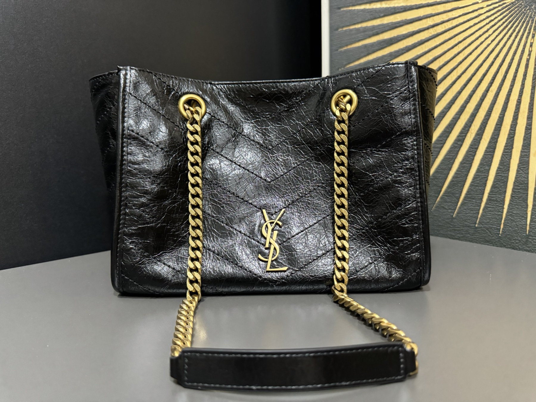 Y51 niki small shopping in vintage leather 25x19x10cm