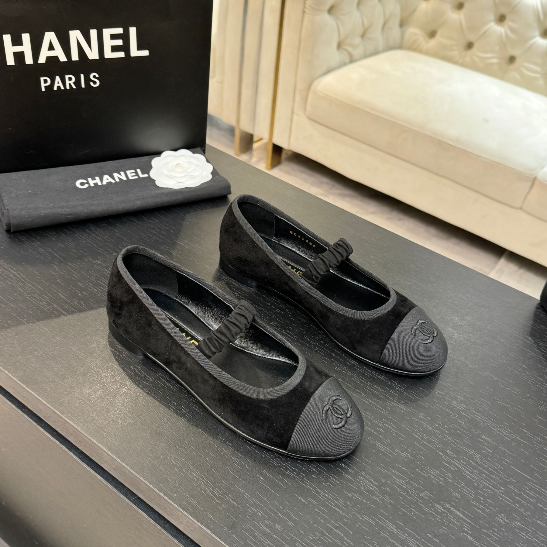 ua Ch**el mary janes