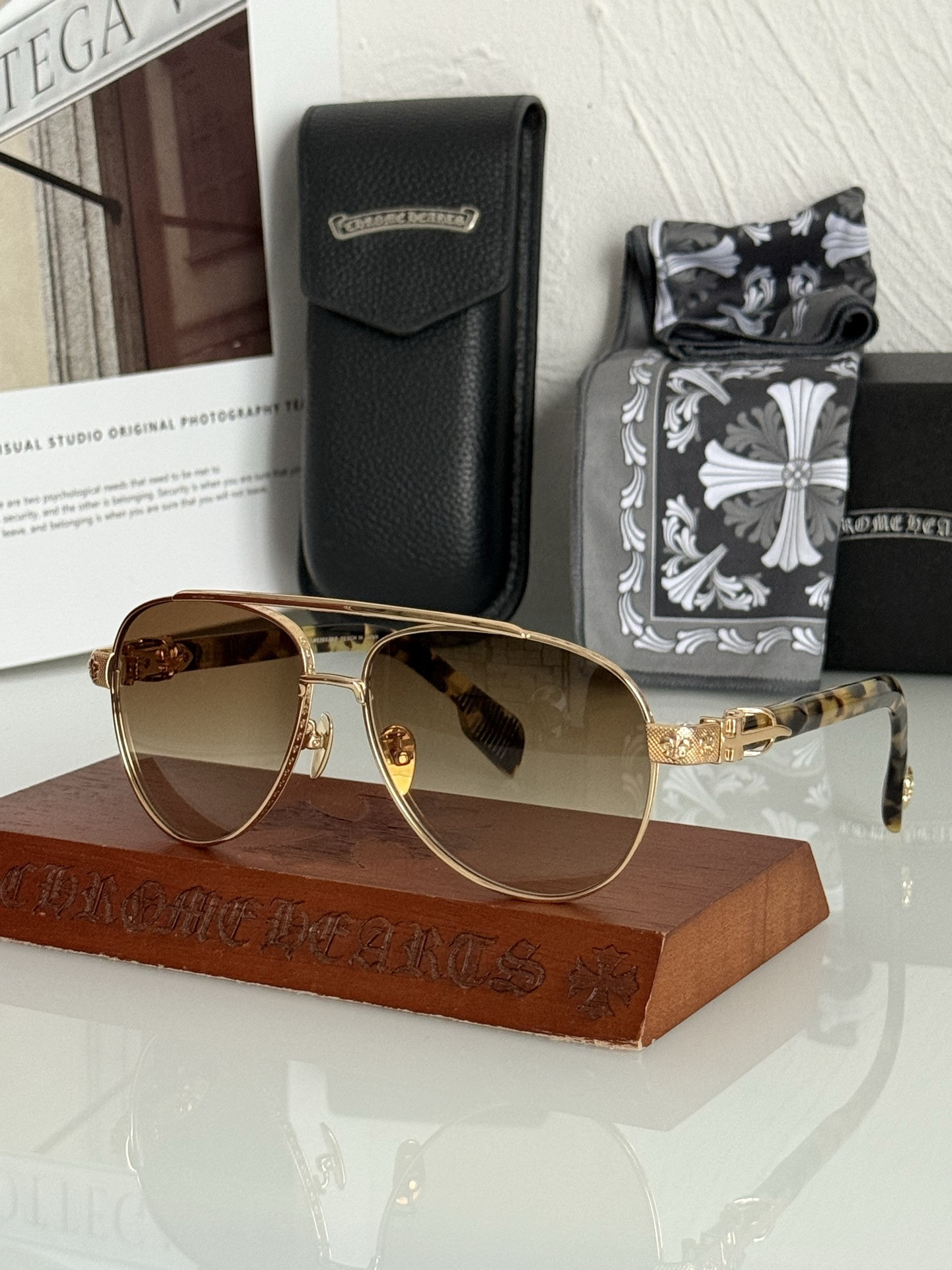Ch*0me He**ts glasses ch8278 62-14-154