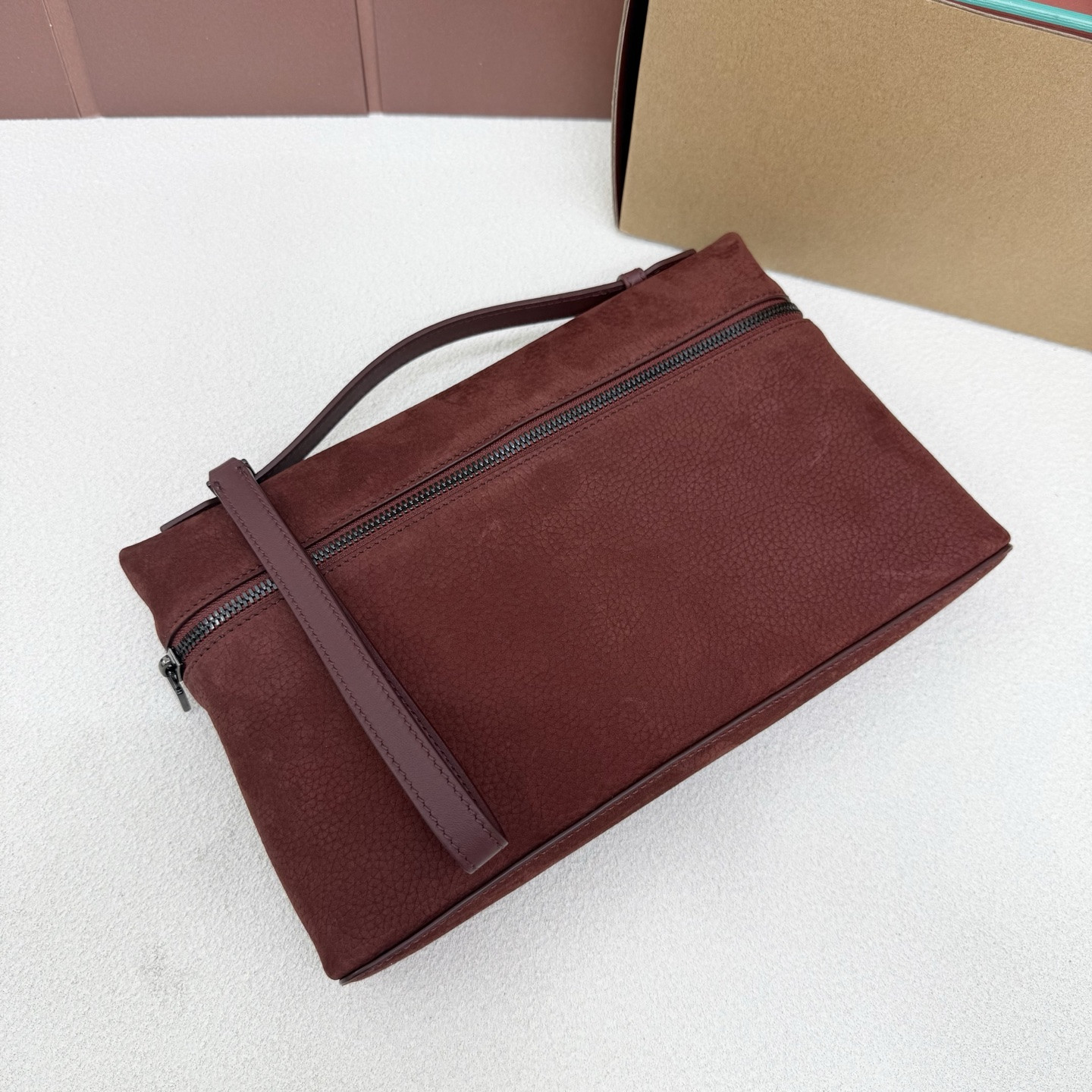 L0r0 P1ana extra pouch l29 29x18x5cm