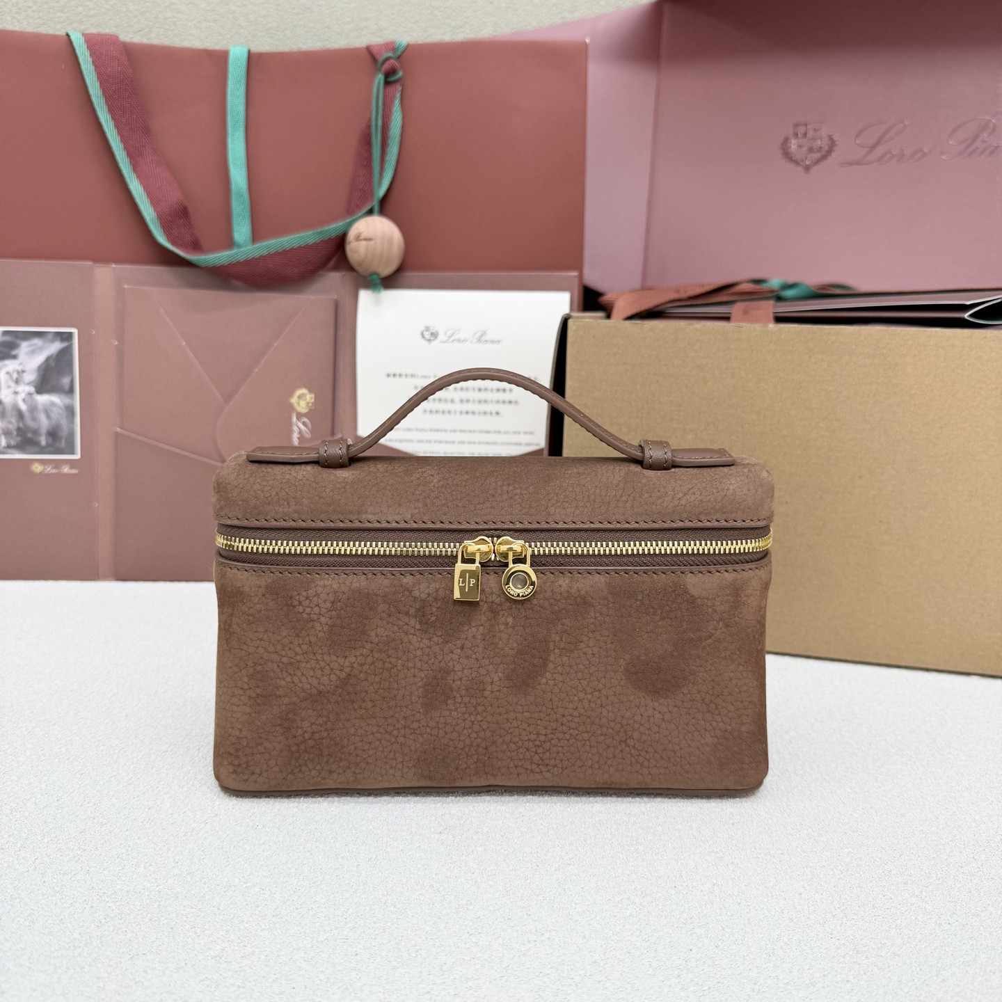 L0r0 P1ana extra pocket l19 11 x 19 x 6.5 cm