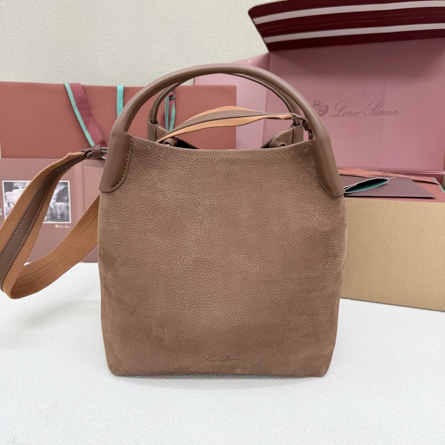 L0r0 P1ana large bale bag 28x36x22cm