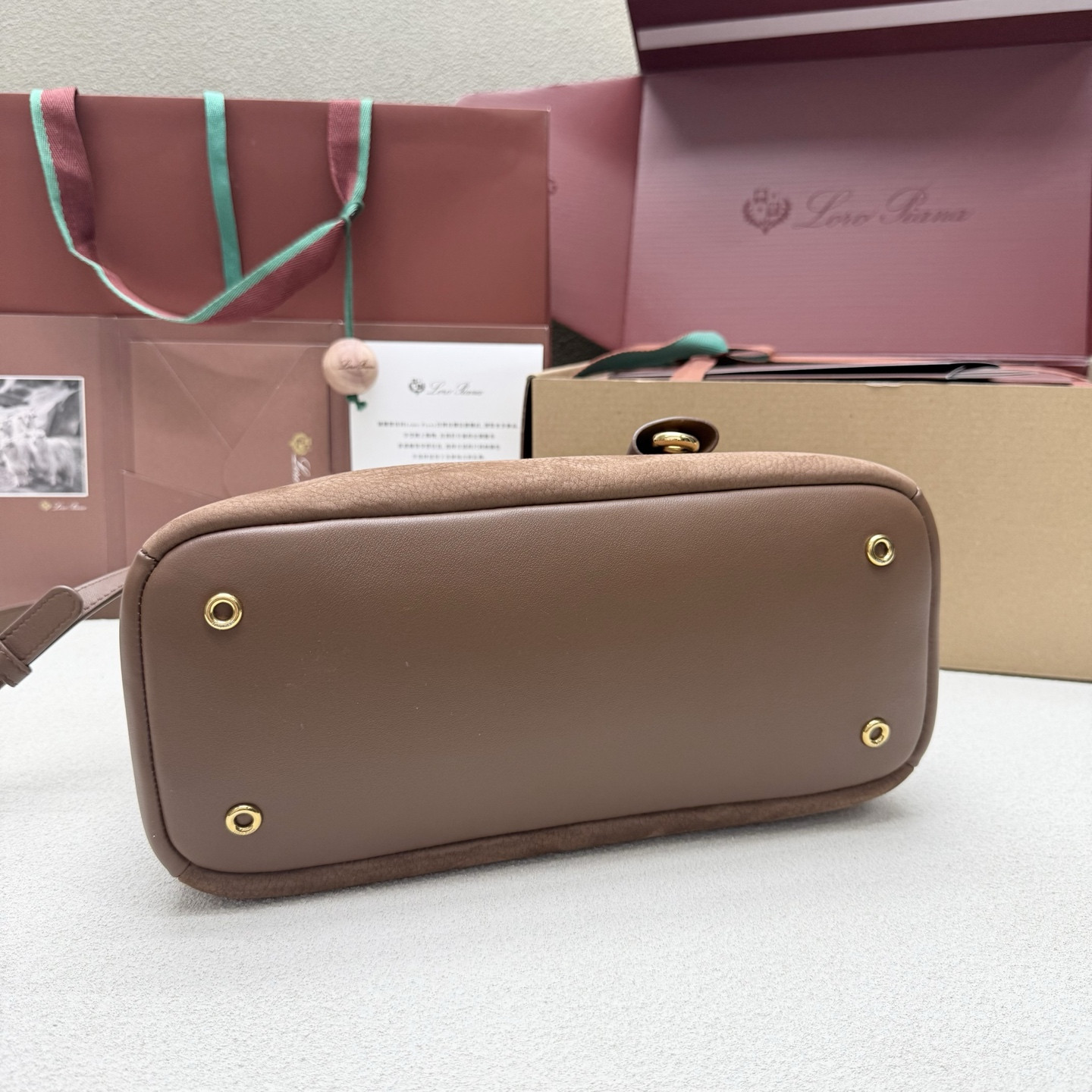 L0r0 P1ana small needle bag 31x15x16cm