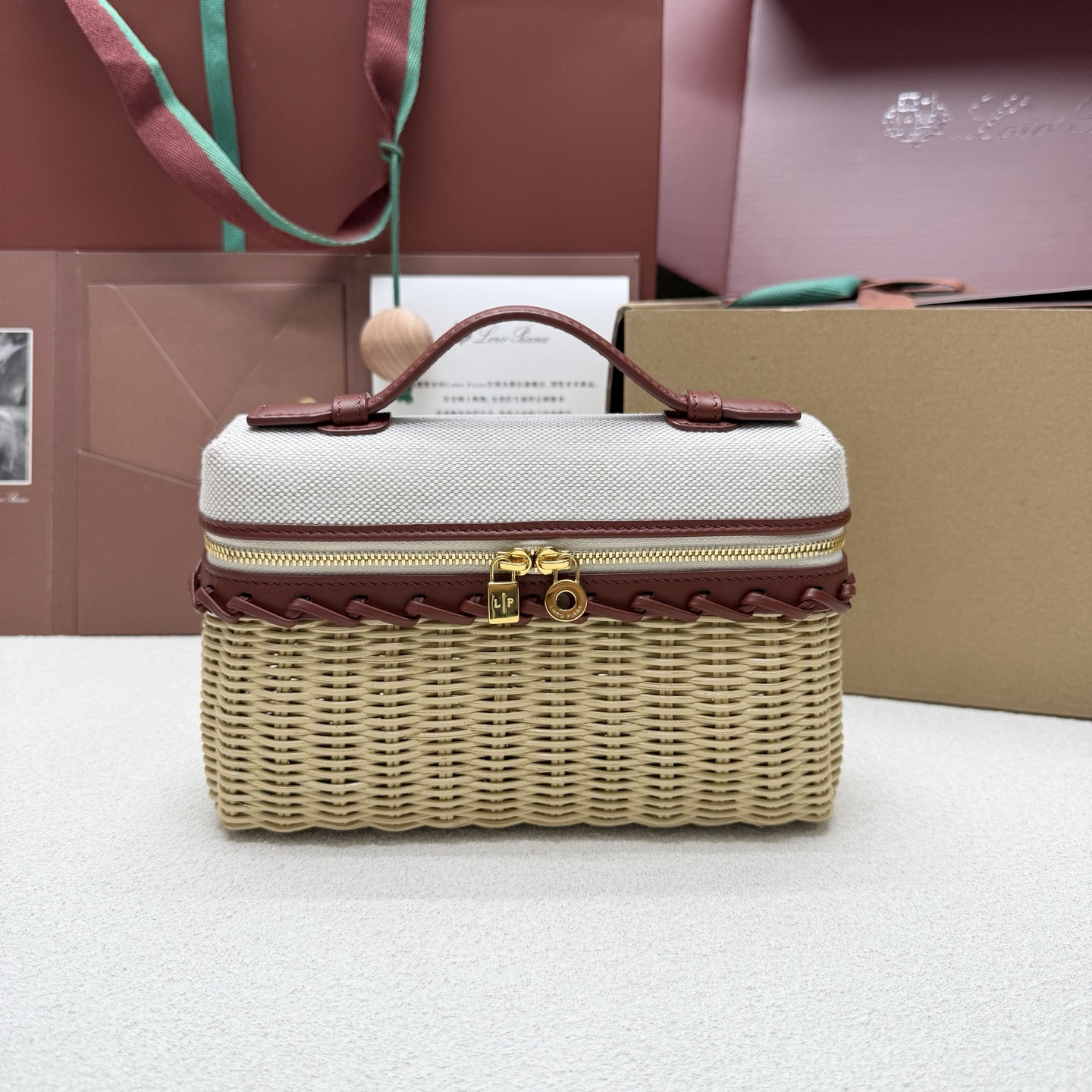 L0r0 P1ana extra pocket l19 wicker bag 19 x 11.5 x 7cm