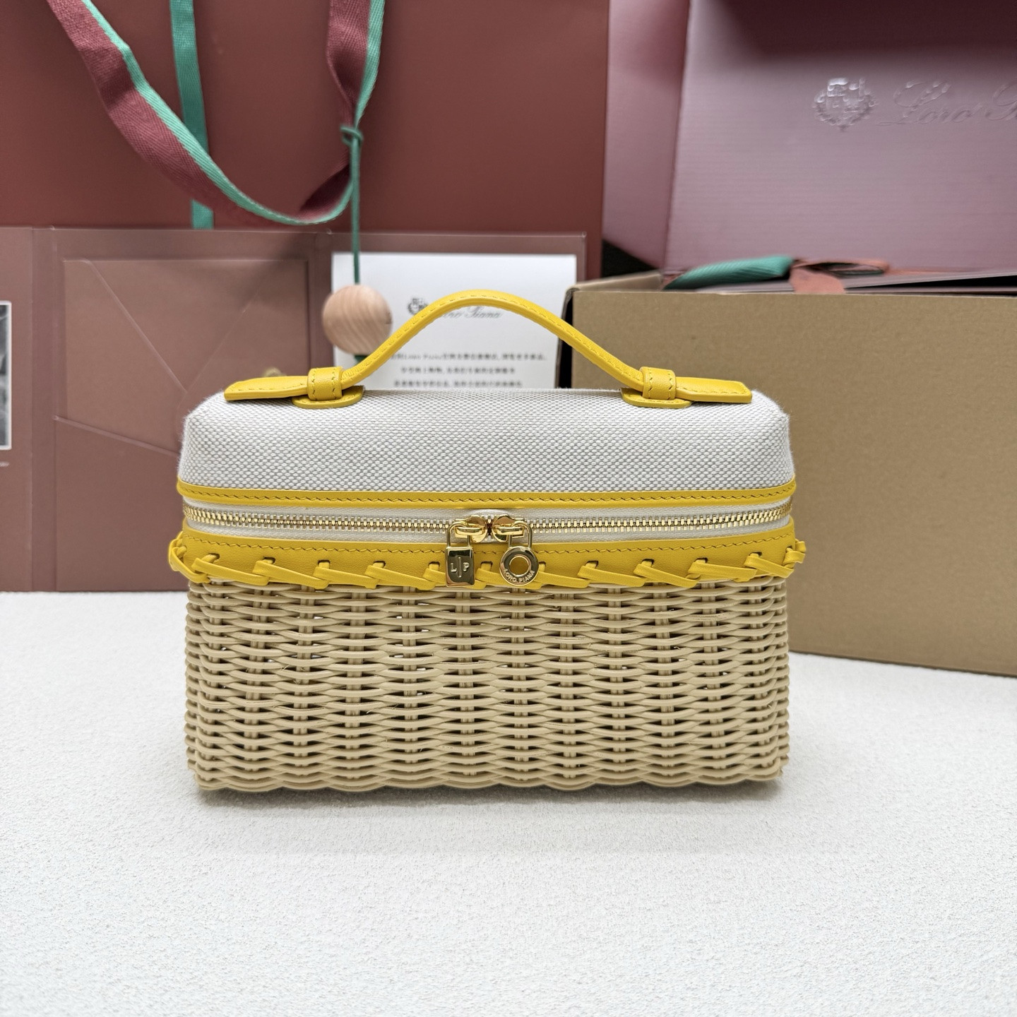 L0r0 P1ana extra pocket l19 wicker bag 19 x 11.5 x 7cm