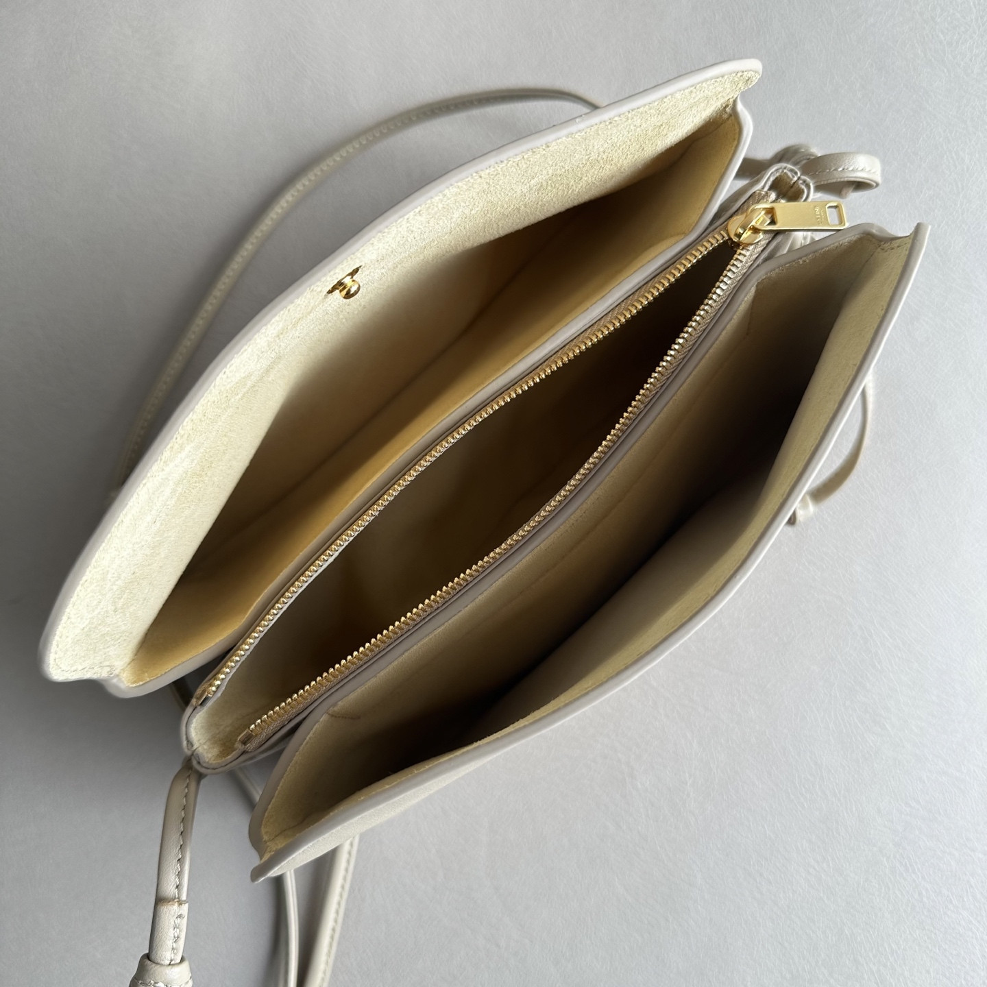 Ce1i*e trio flap 22.5x13x3.5cm