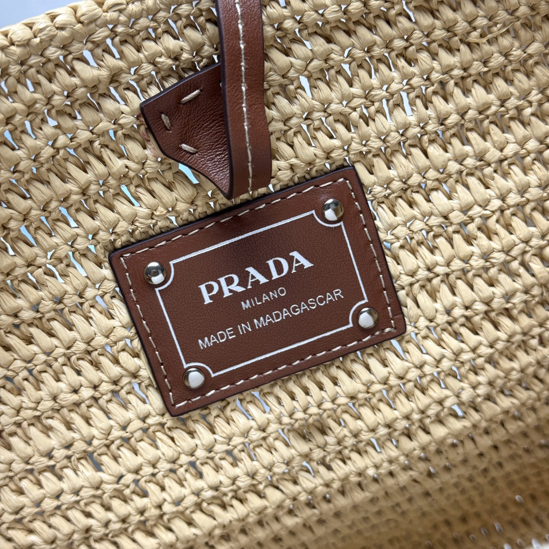 Pra*a Medium Crochet and Leather Tote Bag 26x24x15cm