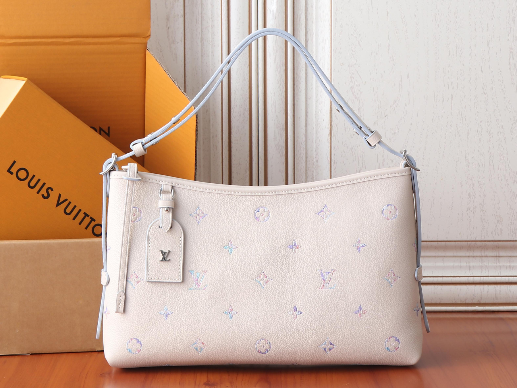 LV CarryAll East West M2A369 36x19x10cm
