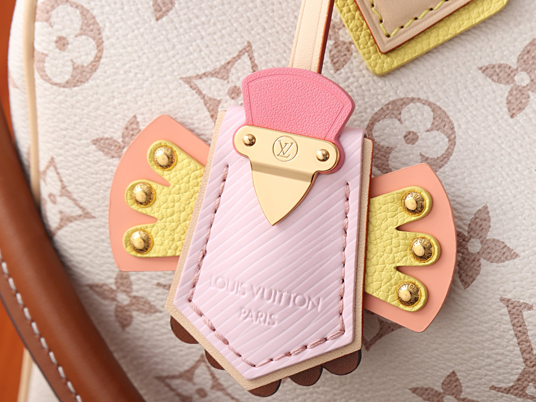LV Speedy Bandouliere 25 M2A038 26x19x15cm