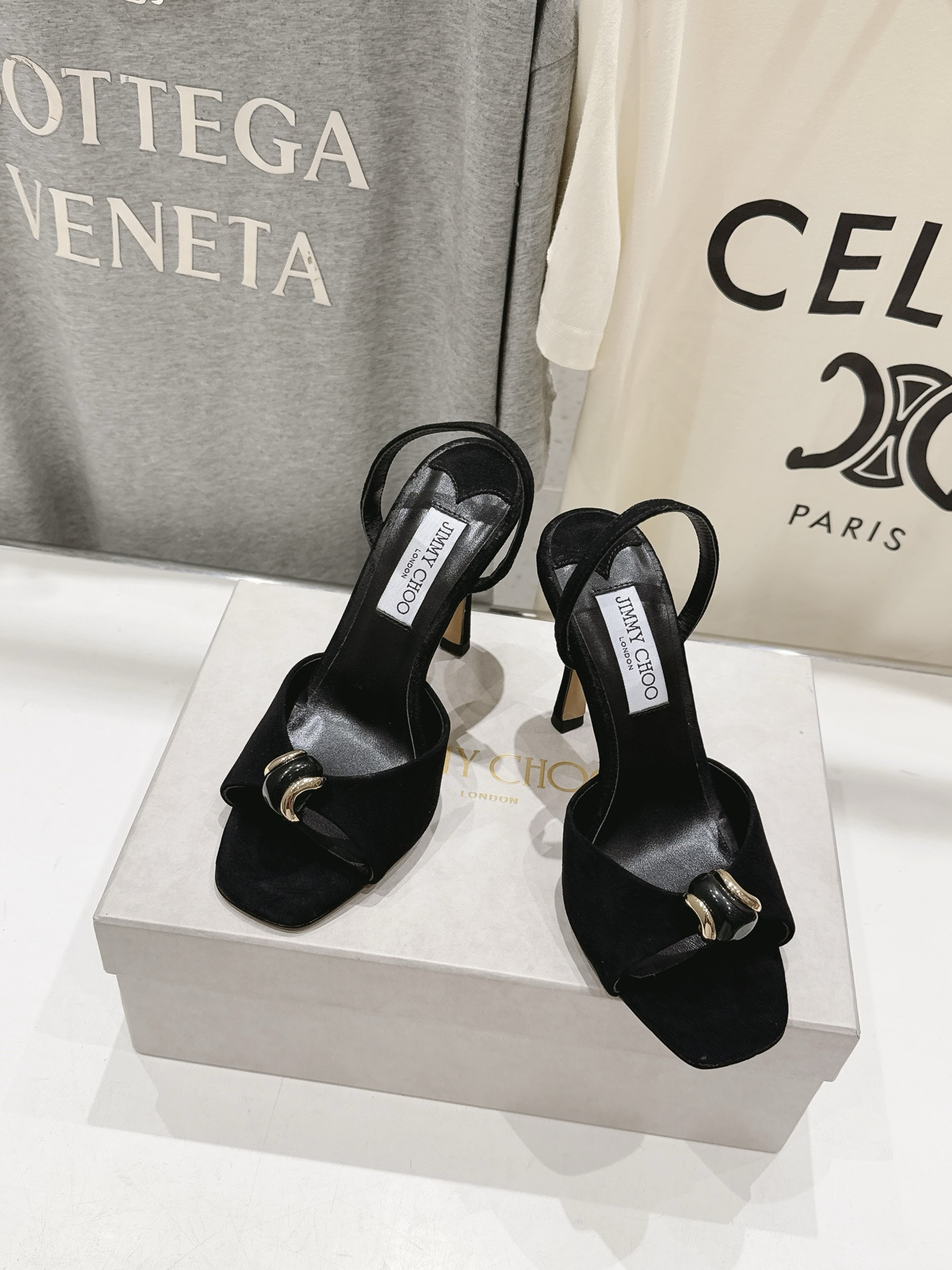 UA J1m*y Ch00 Emani Sandals