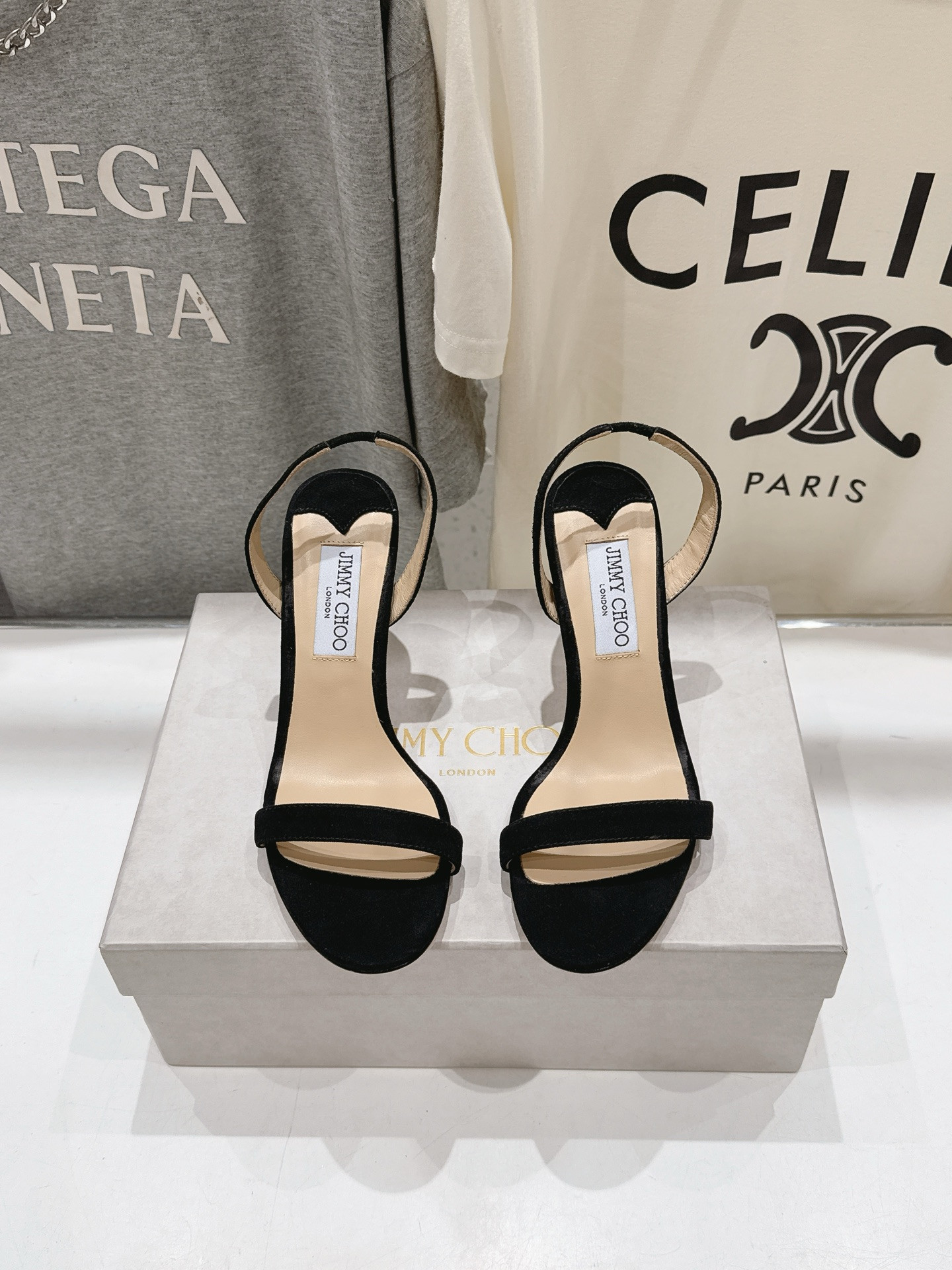 UA J1m*y Ch00 Jenn Sandals