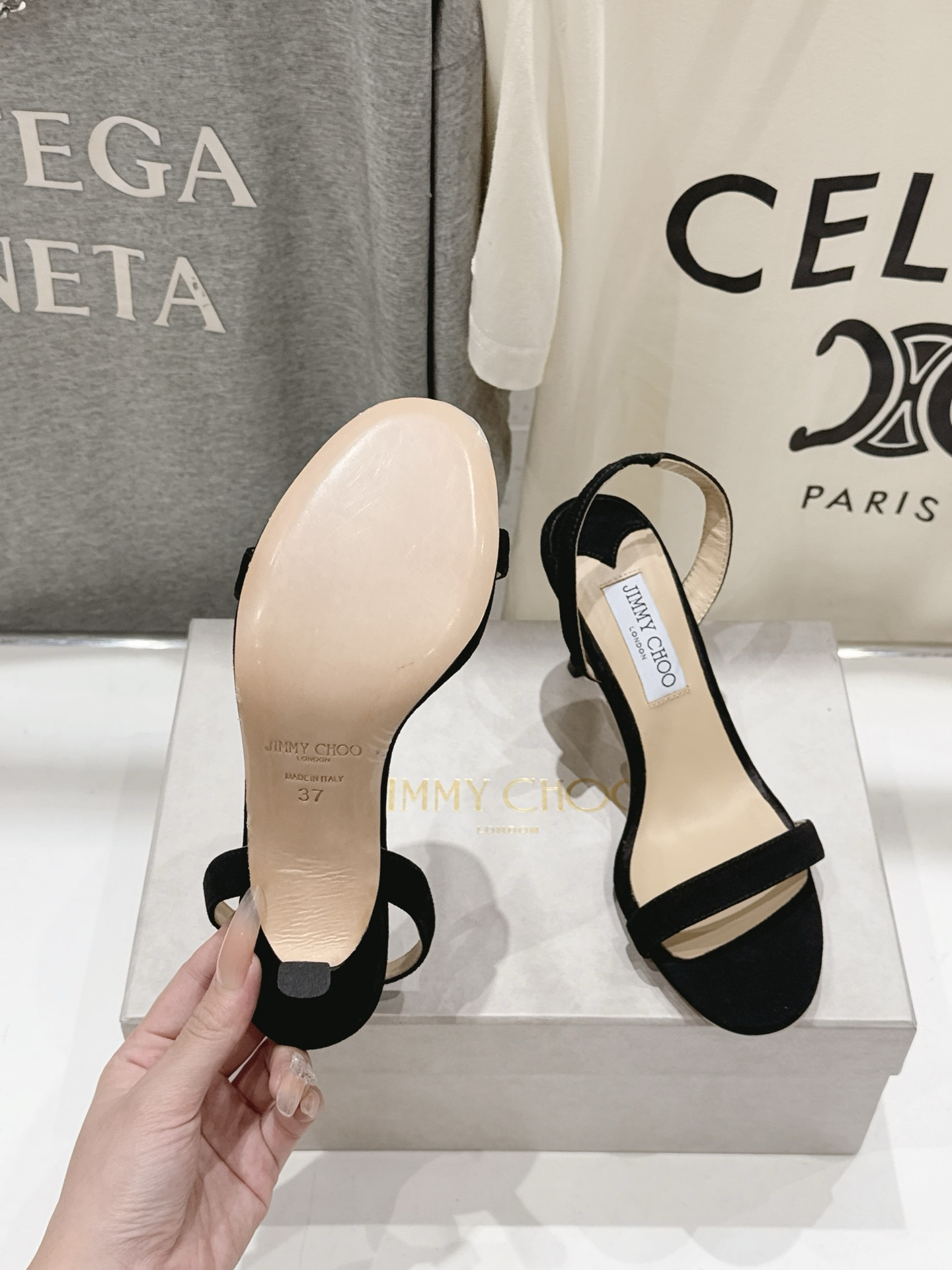 UA J1m*y Ch00 Jenn Sandals