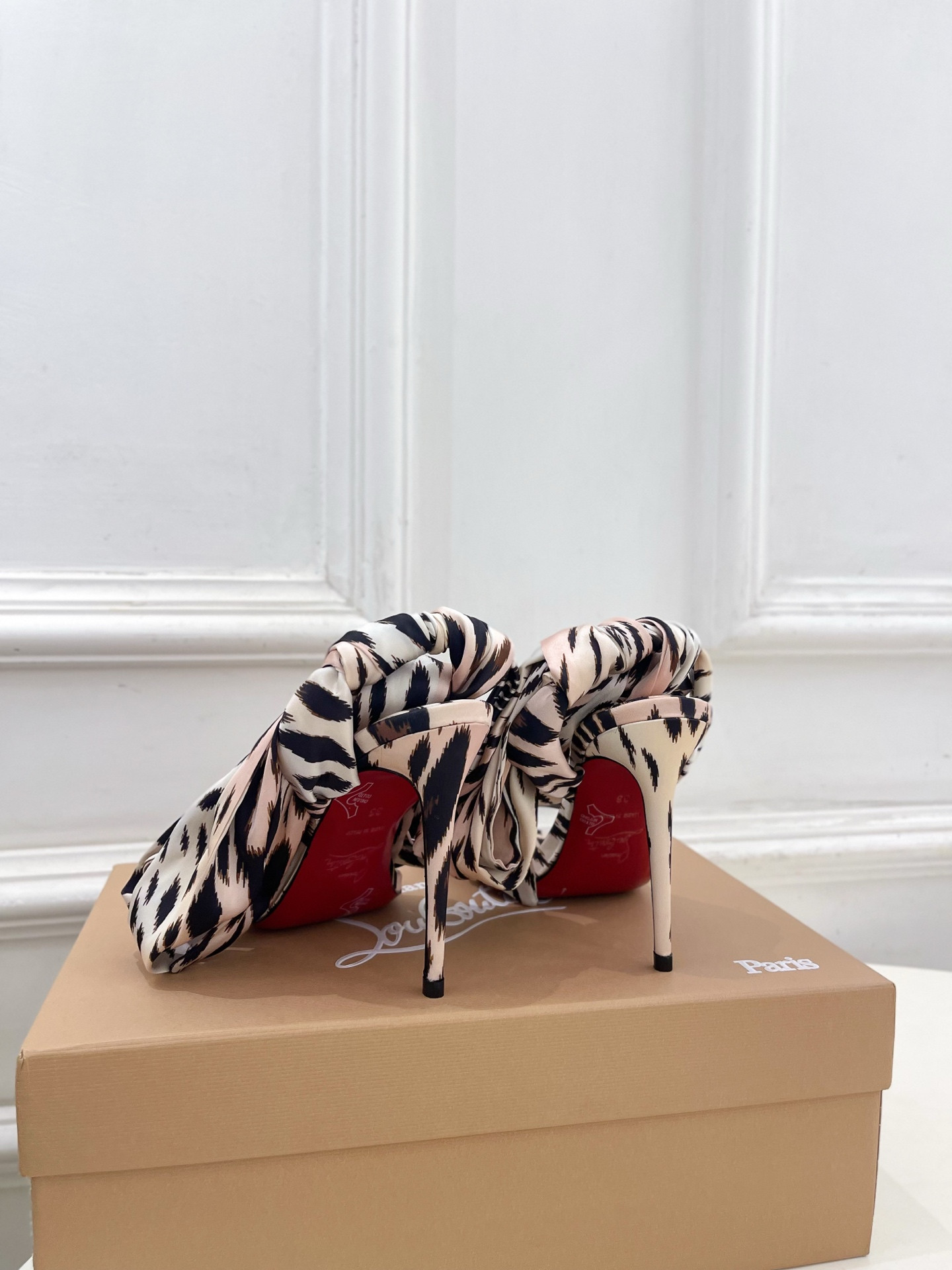 UA Chr1st1an Louboutin Du Desert Sandals 10cm Heel