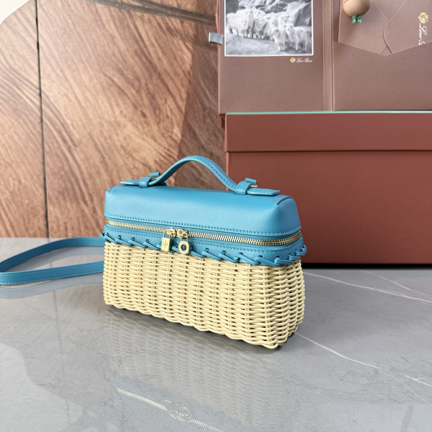 L0r0 P1ana Extra Pocket L19 Wicker Bag 19 x 11.5 x 7cm
