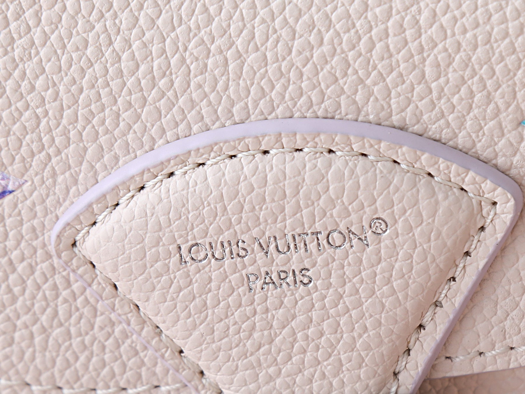 LV Backup Backpack M2A375 20x22x14cm