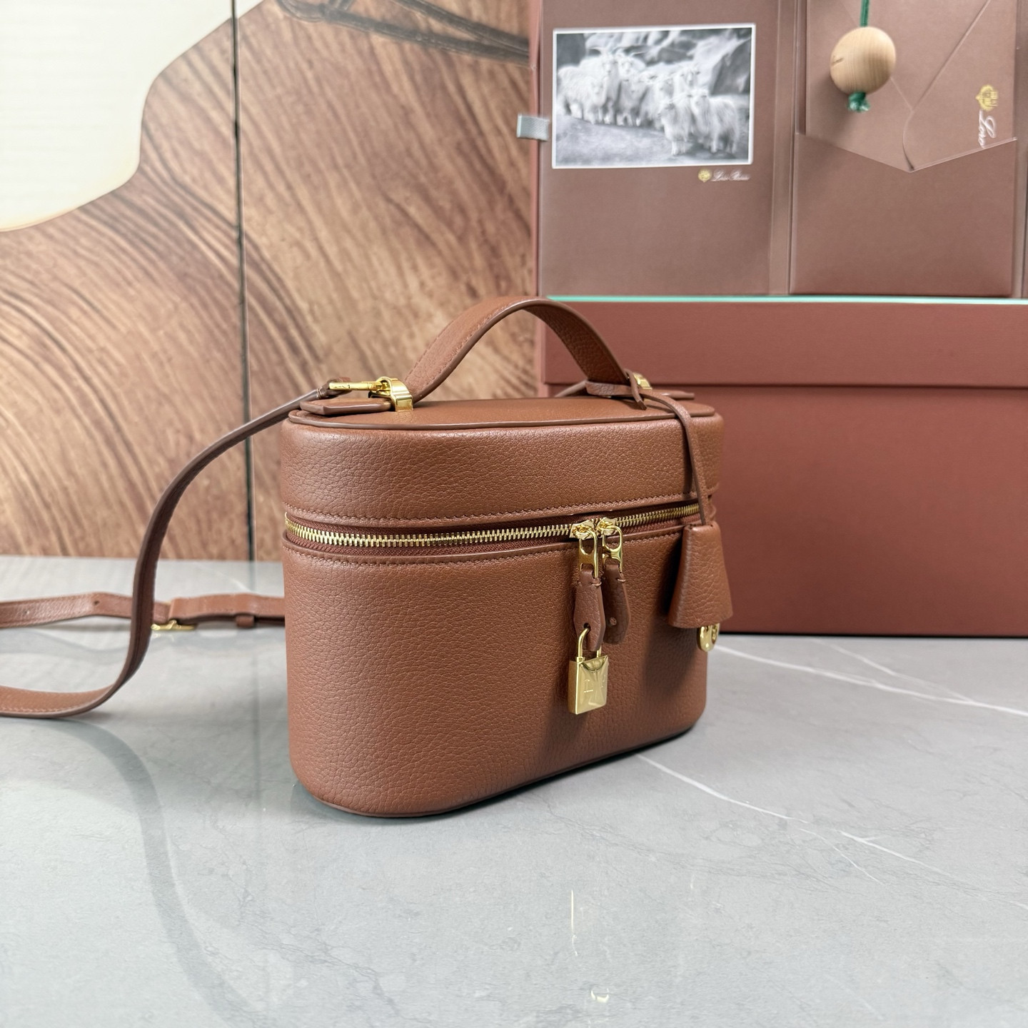 L0r0 P1ana Extra Softy Case L21 21x14x14cm