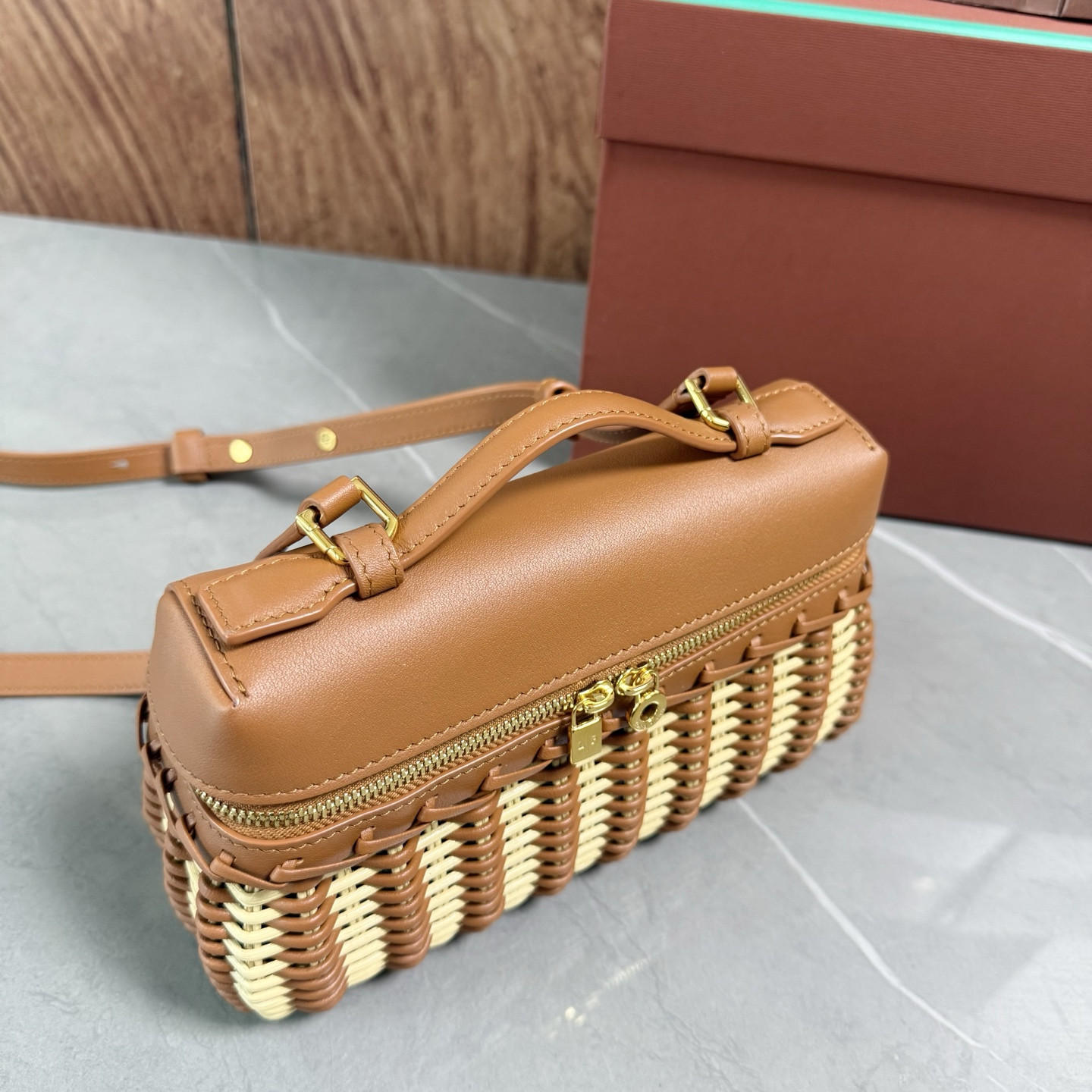 L0r0 P1ana Extra Pocket L19 East-West wicker 19x12x7cm