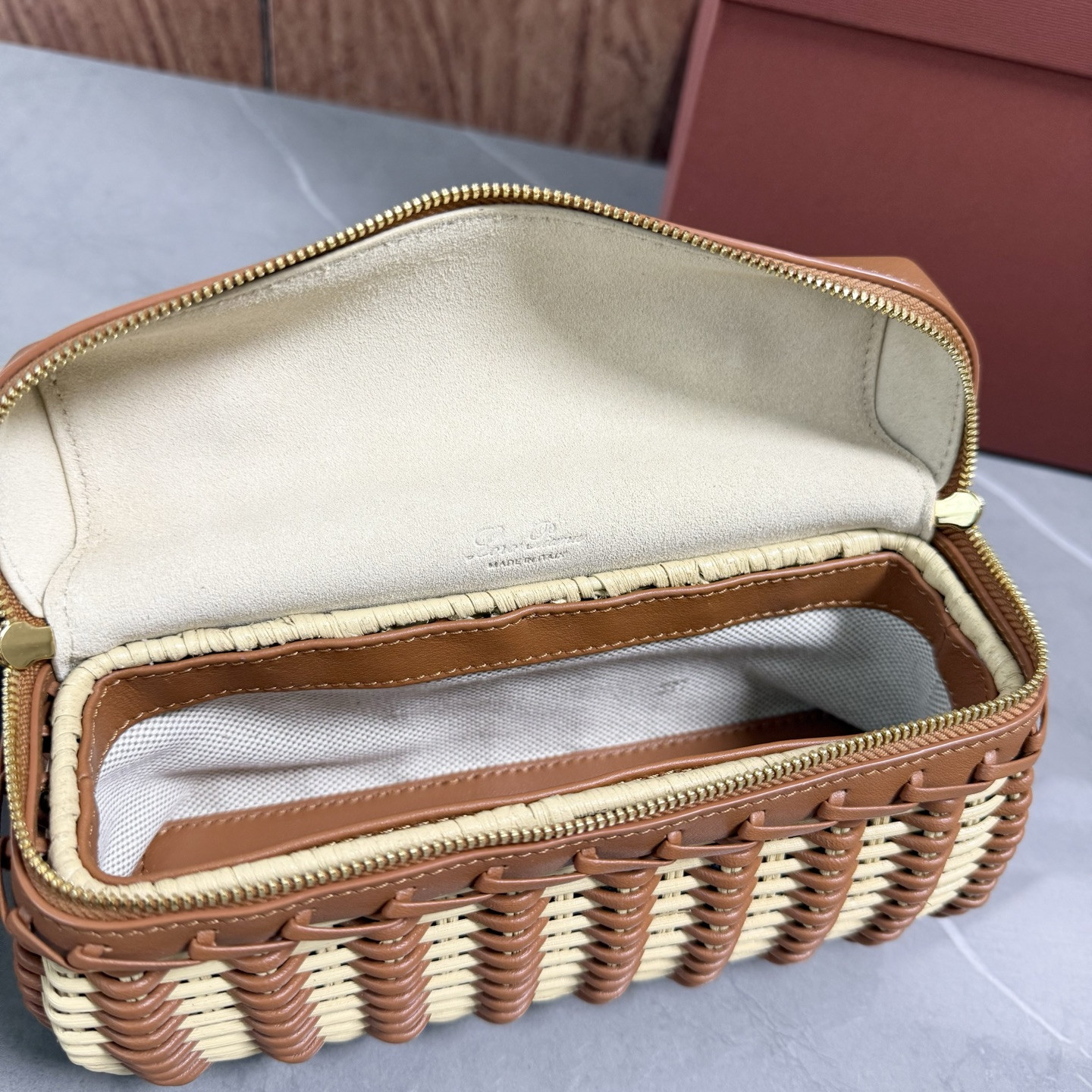 L0r0 P1ana Extra Pocket L19 East-West wicker 19x12x7cm