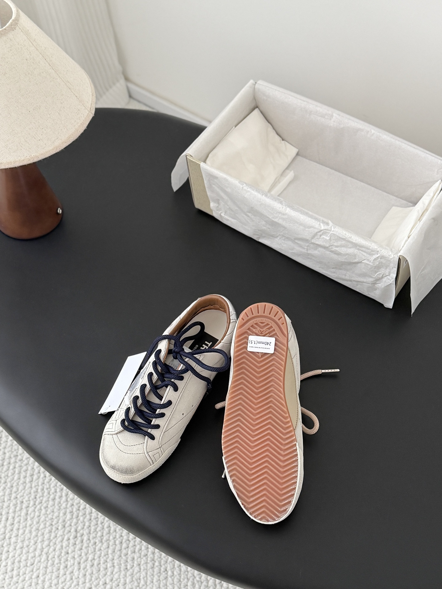 UA G01den G003e True-Star Sneaker