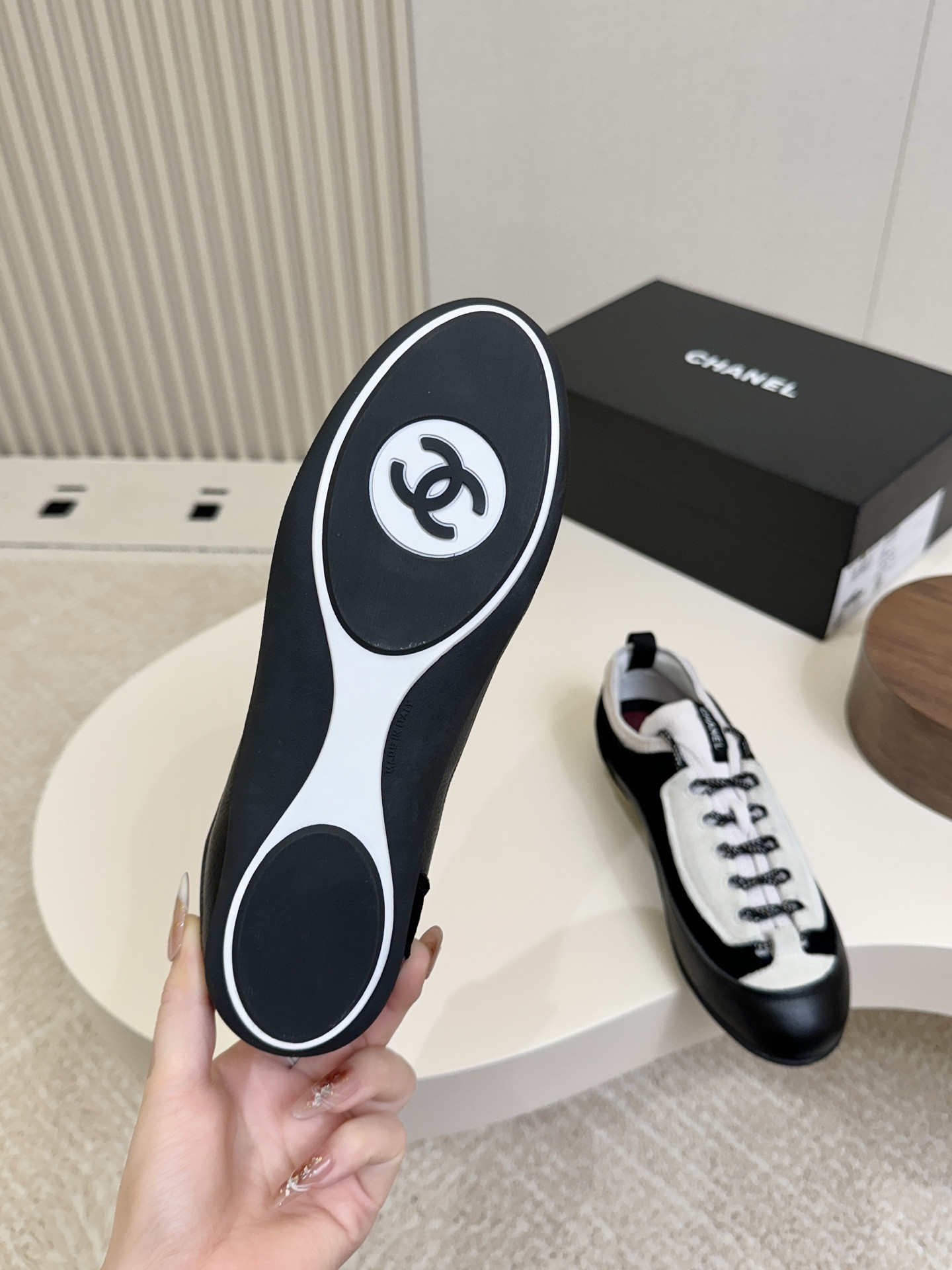 UA Ch**el Baskets Sneakers