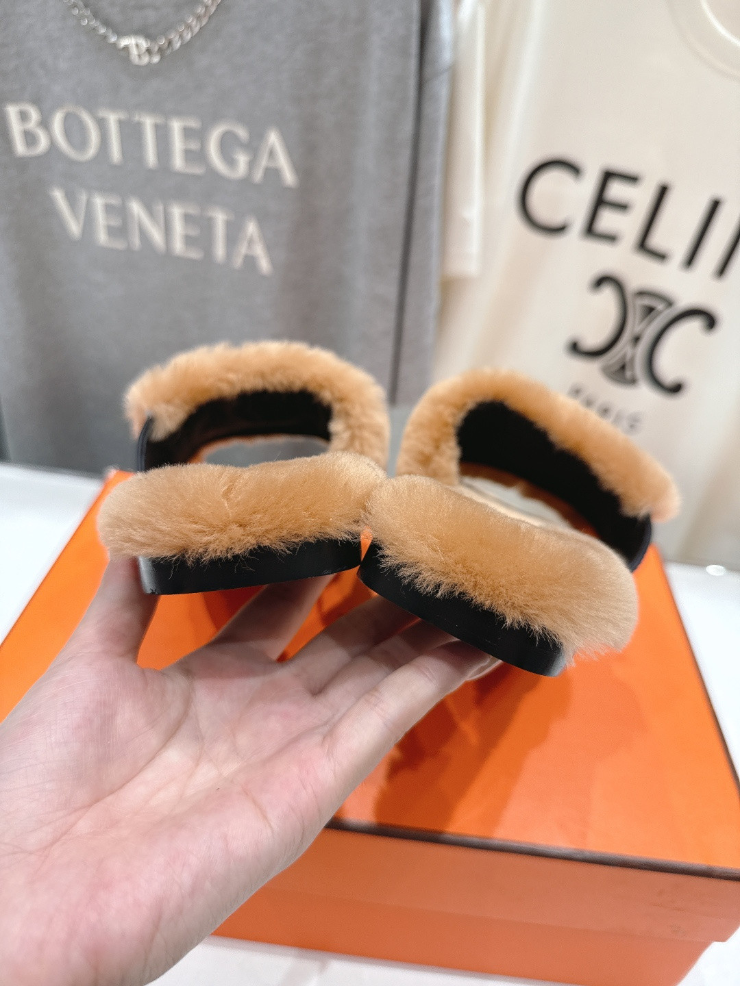 UA H**me5 Giulia Sandal