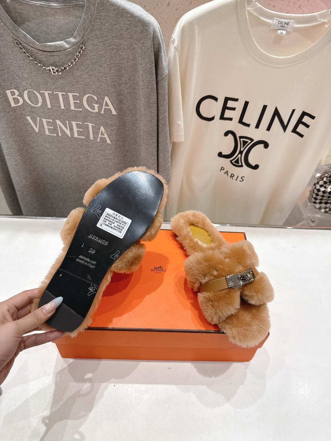 UA H**me5 Chypre Sandals