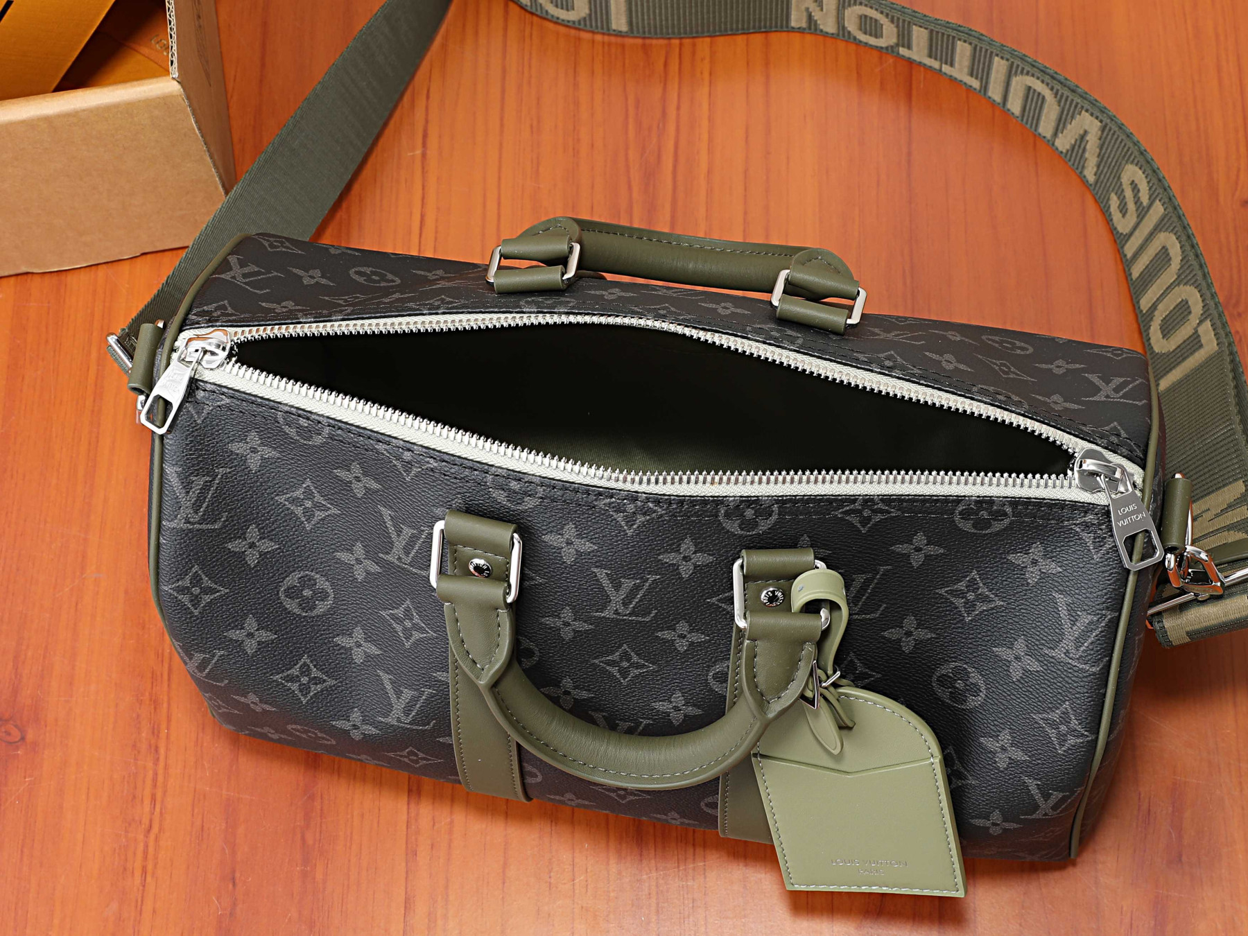 LV Keepall Shoulder Strap 35 M28639 34 x 21 x 16 cm