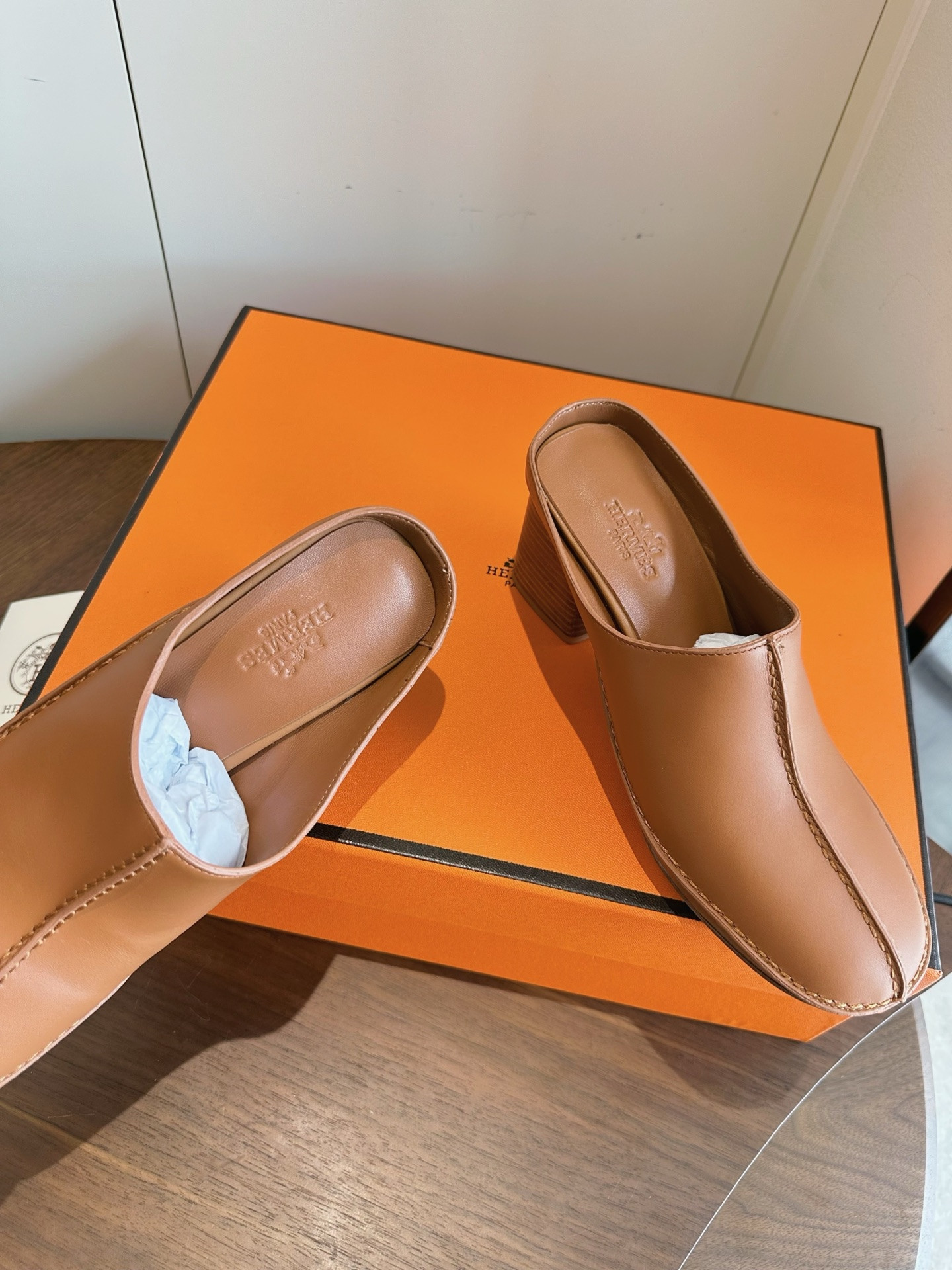 UA H**me5 Mystery Mule