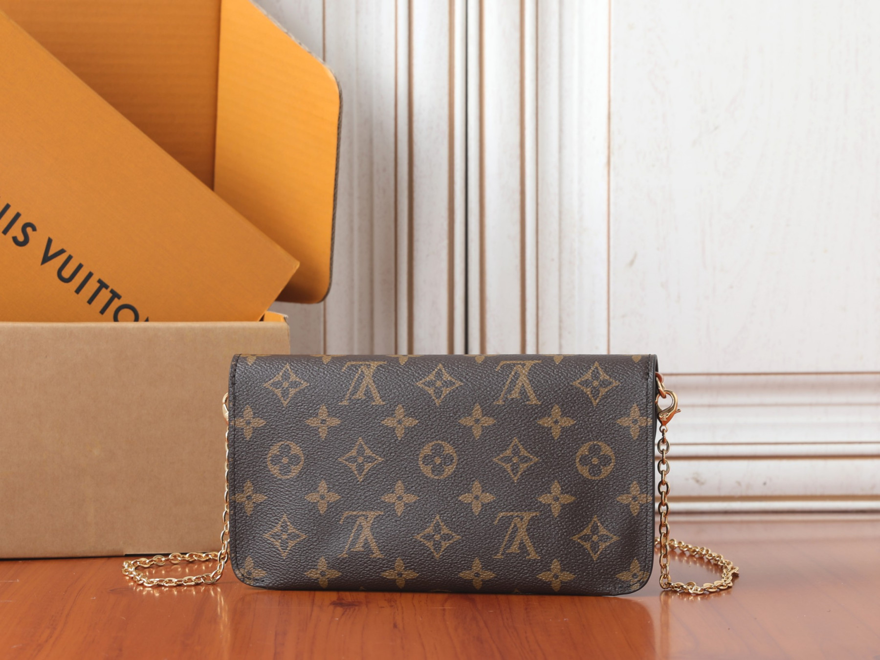 LV Wallet On Chain Trotter M27242 21.5 x 12.5 x 3 cm