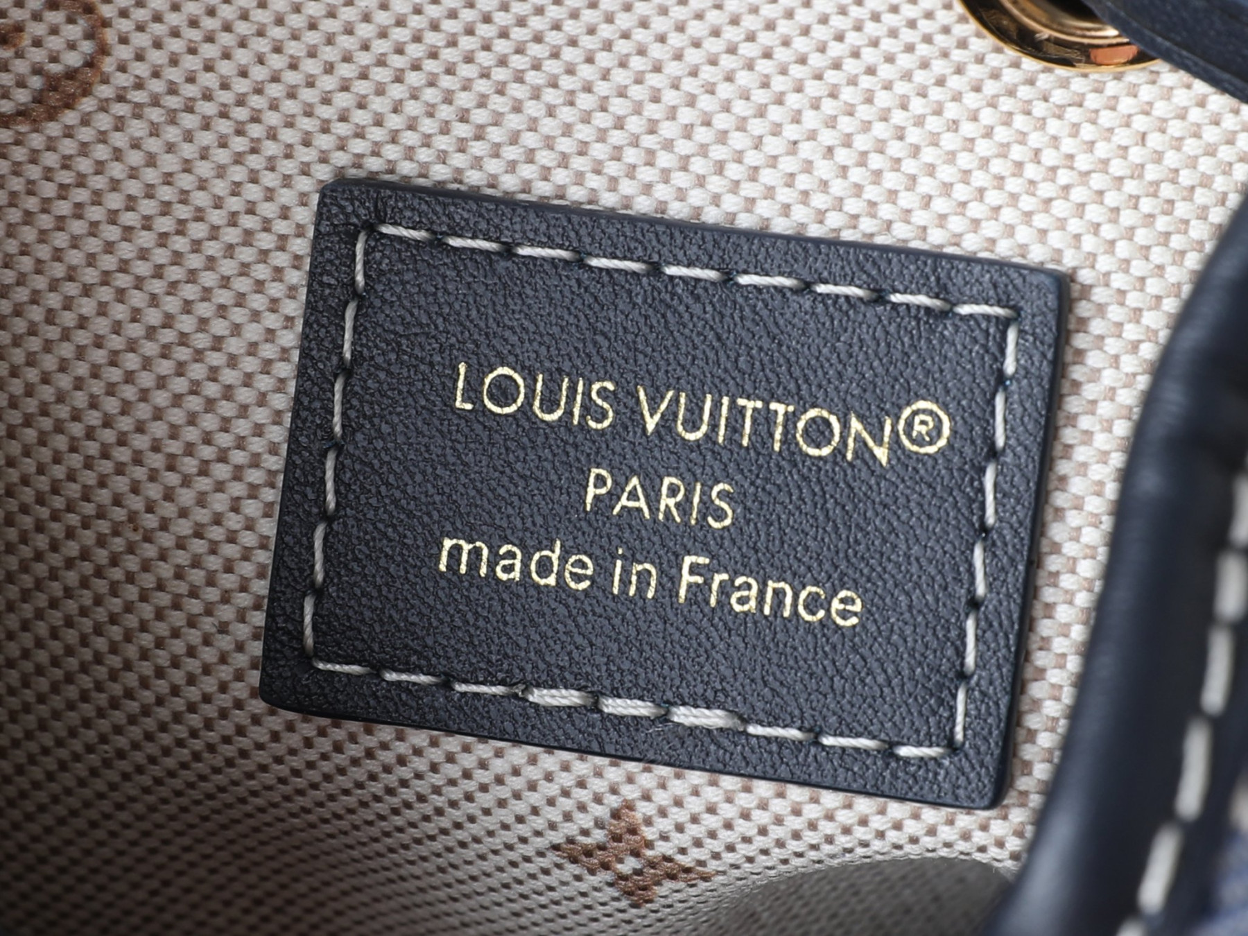 LV Nano Noé M2A150 13 x 16 x 10 cm