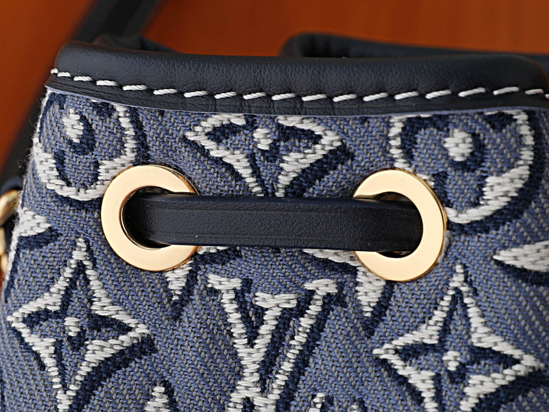 LV Nano Noé M2A150 13 x 16 x 10 cm
