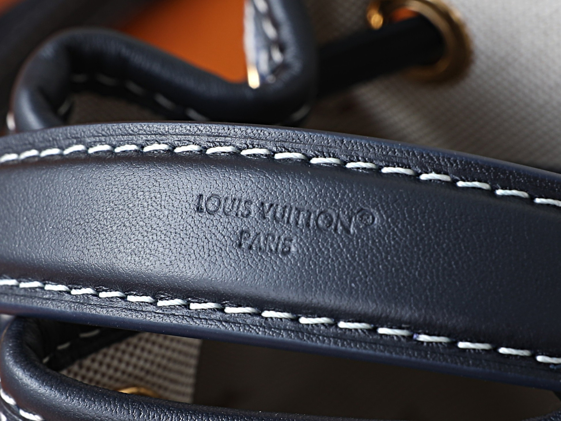 LV Nano Noé M2A150 13 x 16 x 10 cm