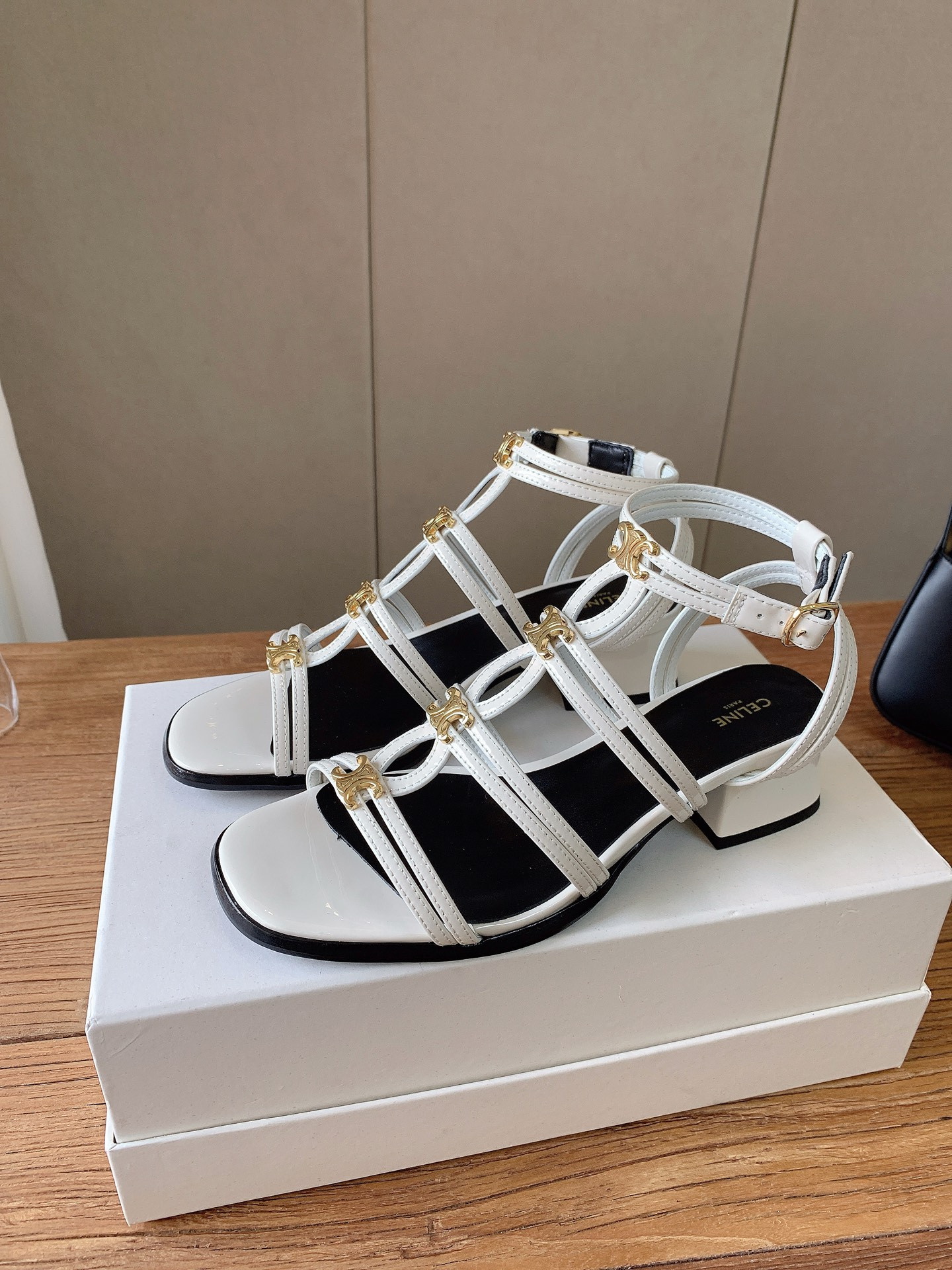 UA Ce1i*e CLÉMENCE HEELED SANDAL