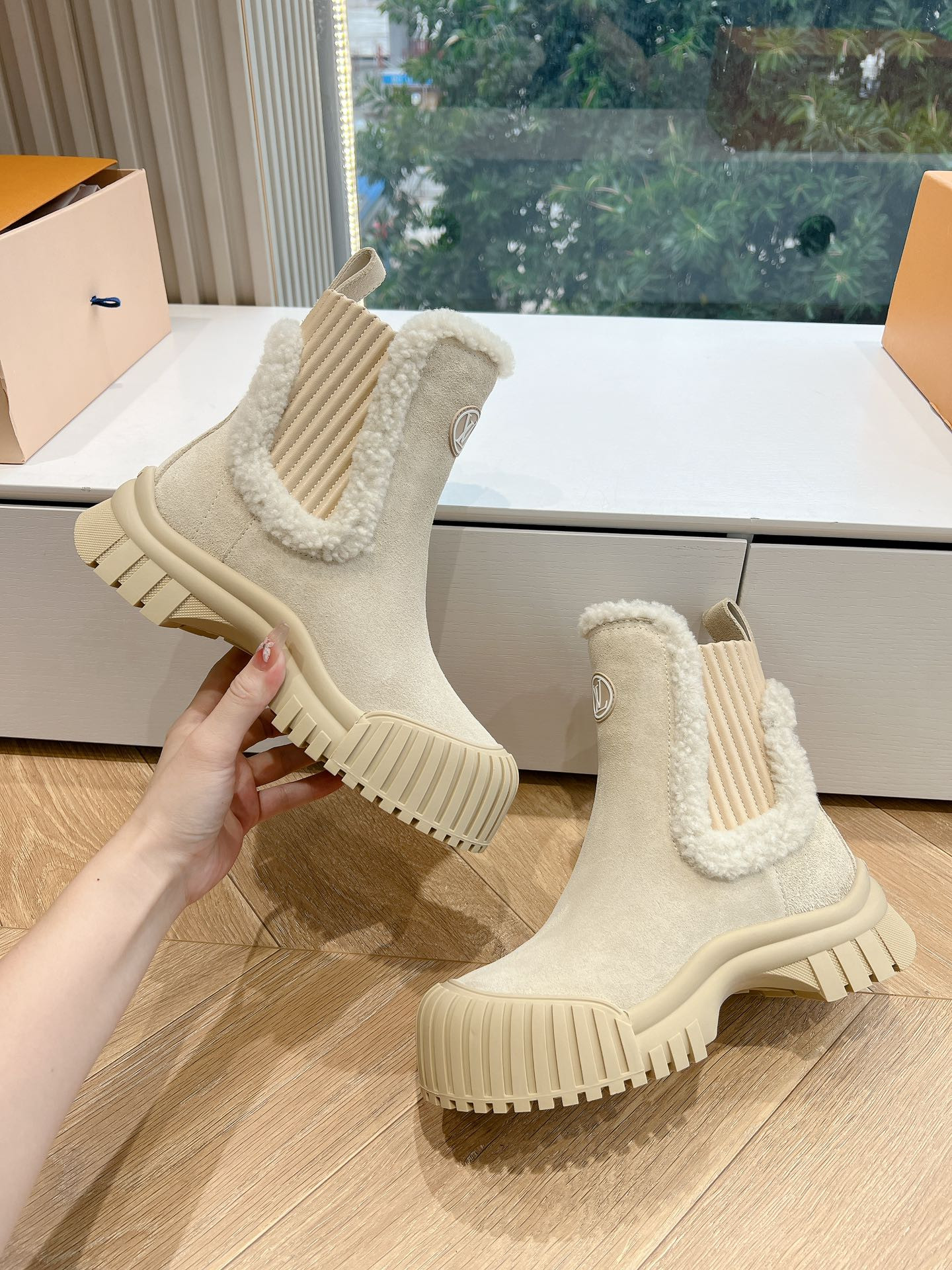 UA LV Ruby Flat Ankle Boot