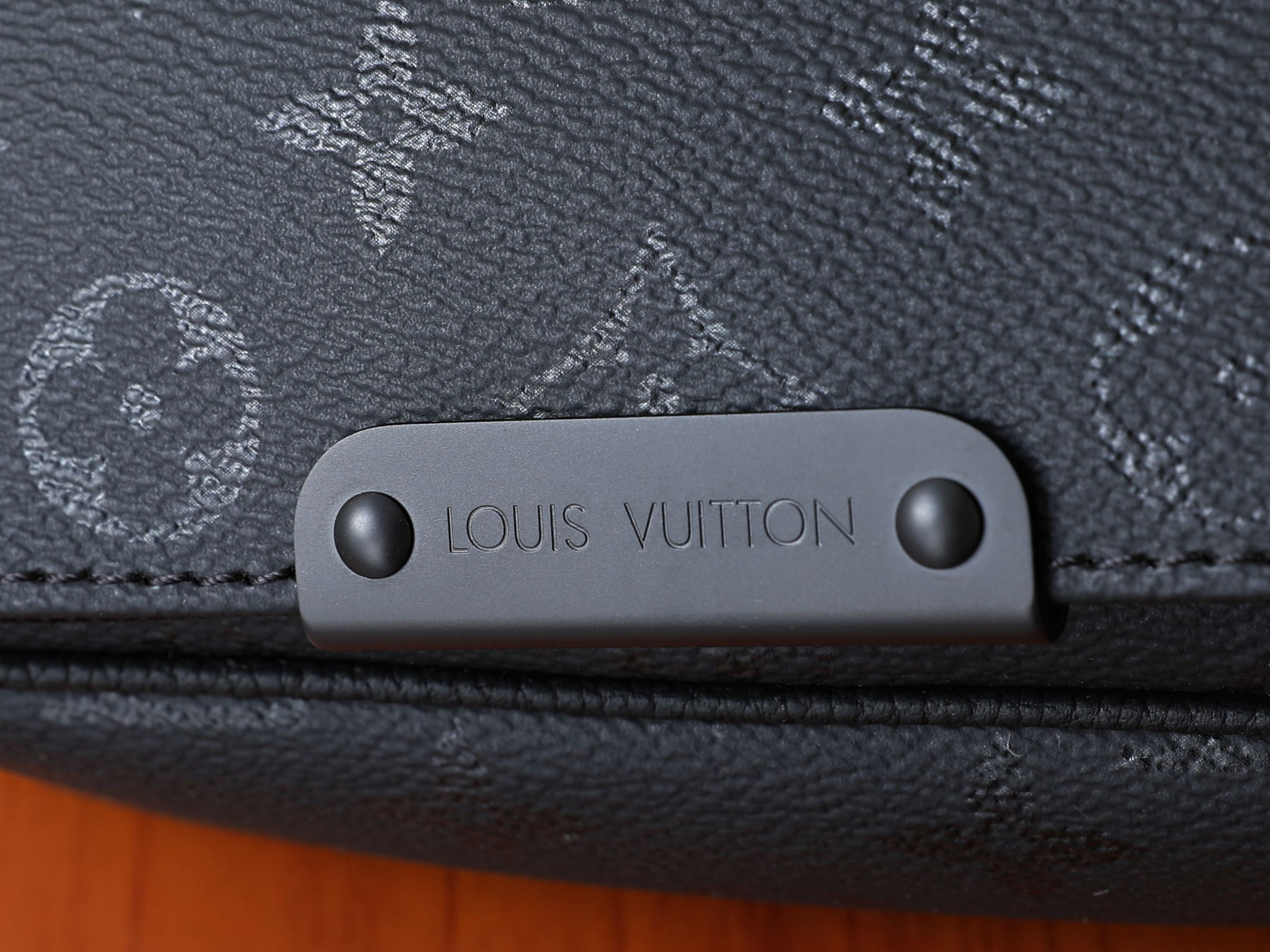 LV Mini Bastille M3A597 15 x 24 x 6.5 cm