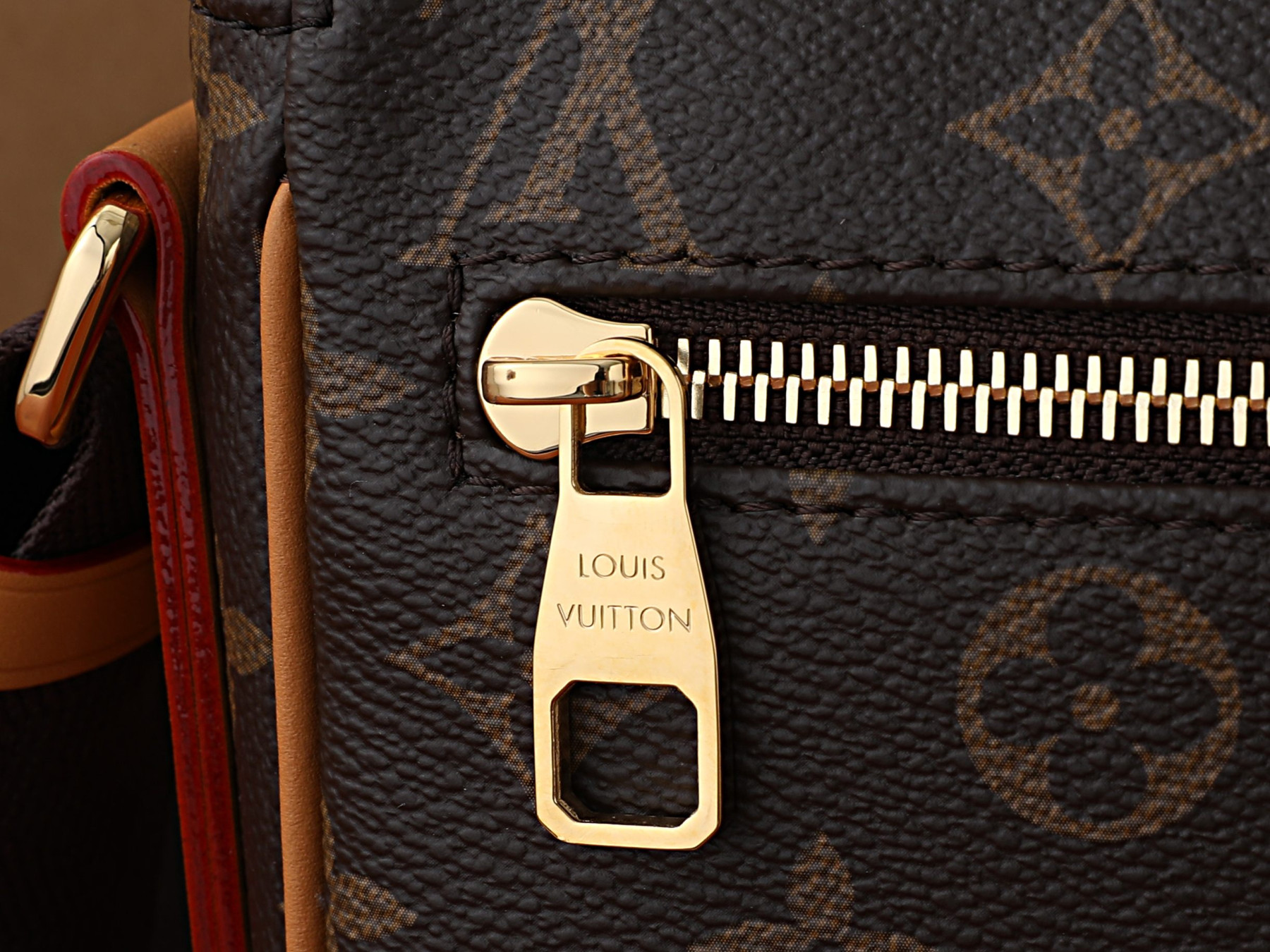 LV Mini Bastille M3A430 15 x 24 x 6.5 cm