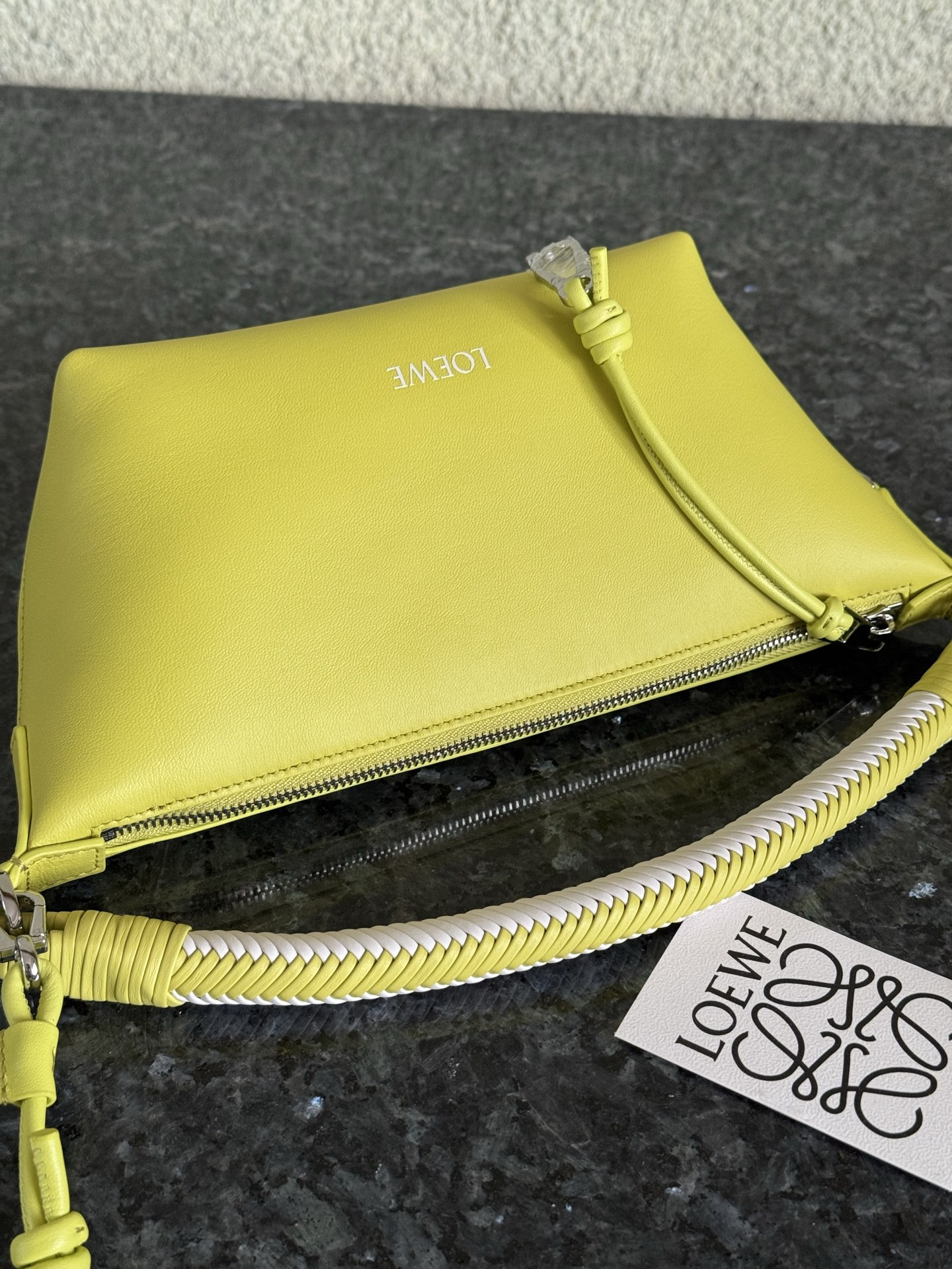 L0ew* Cala Mini Bag in Mellow Nappa Lambskin 13x26x10cm