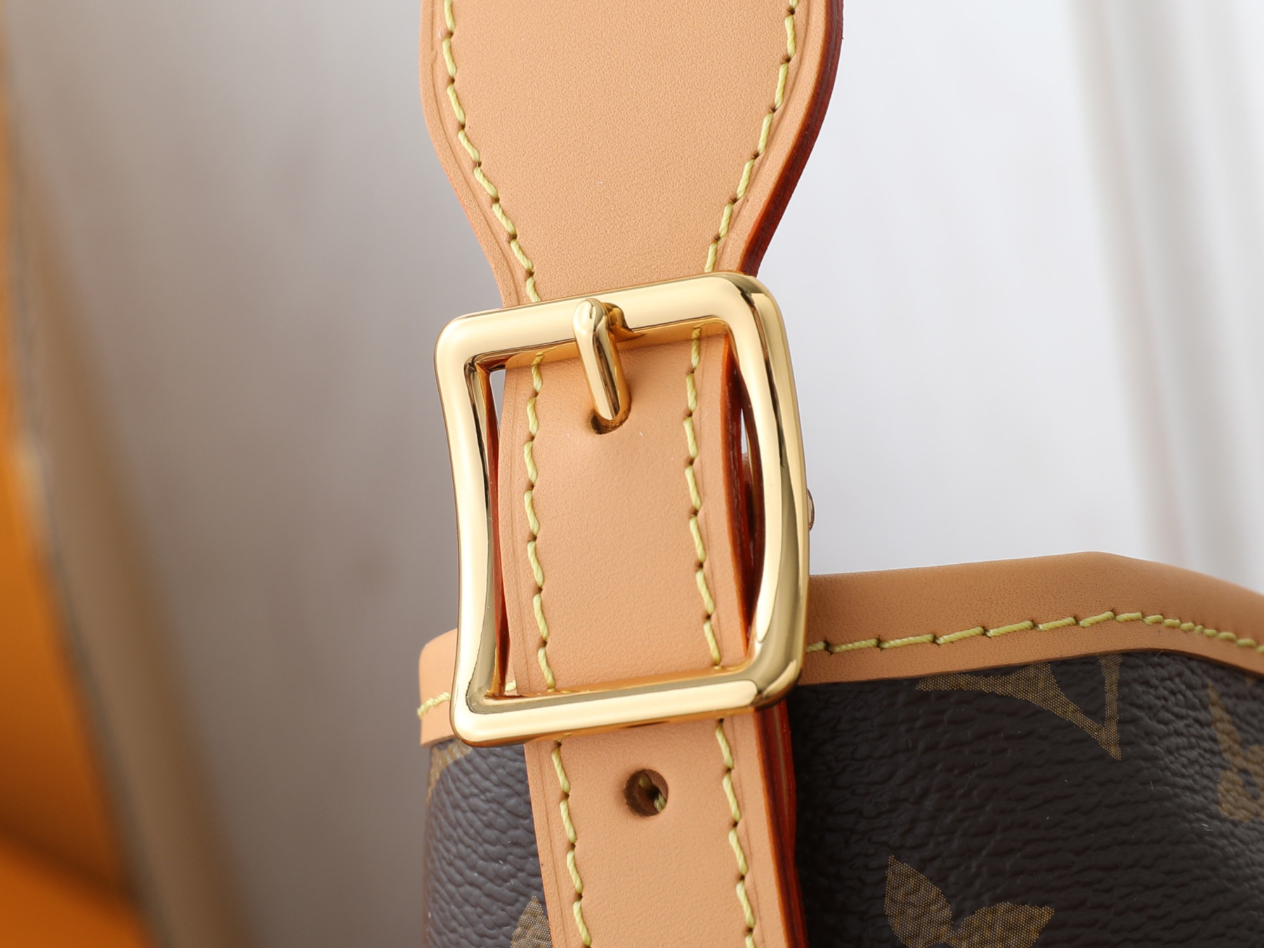 LV CarryAll Travel M3A045 45 x 29 x 20 cm