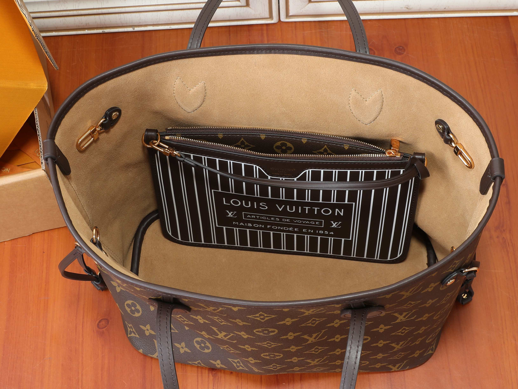 LV Neverfull Inside Out MM M29973 31x28x14cm Without Box